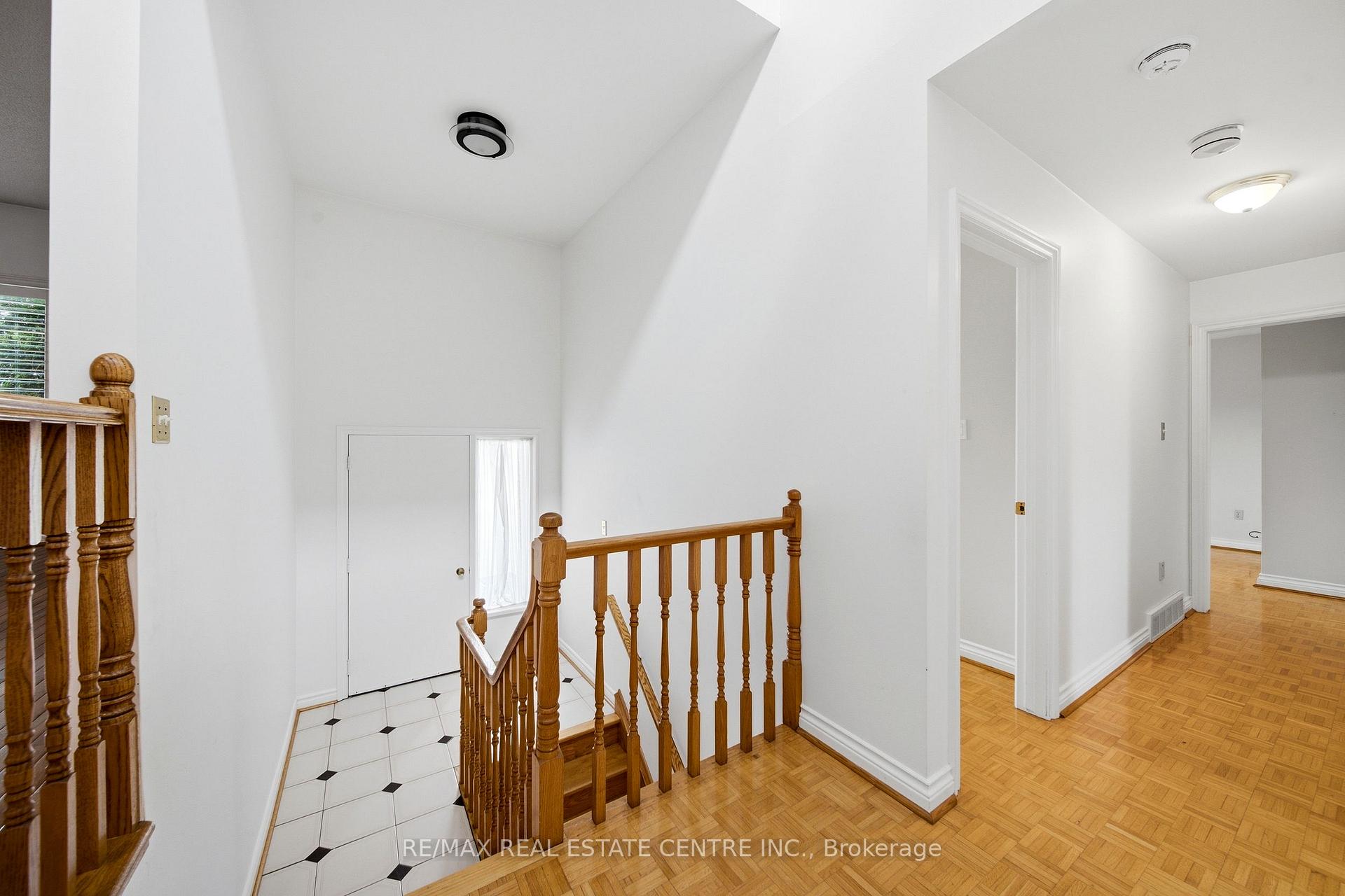 Photo 21 of 335 York Road, Burlington, LaSalle — HOMEH