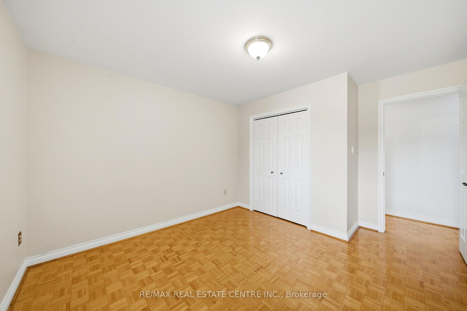 Photo 26 of 335 York Road, Burlington, LaSalle — HOMEH
