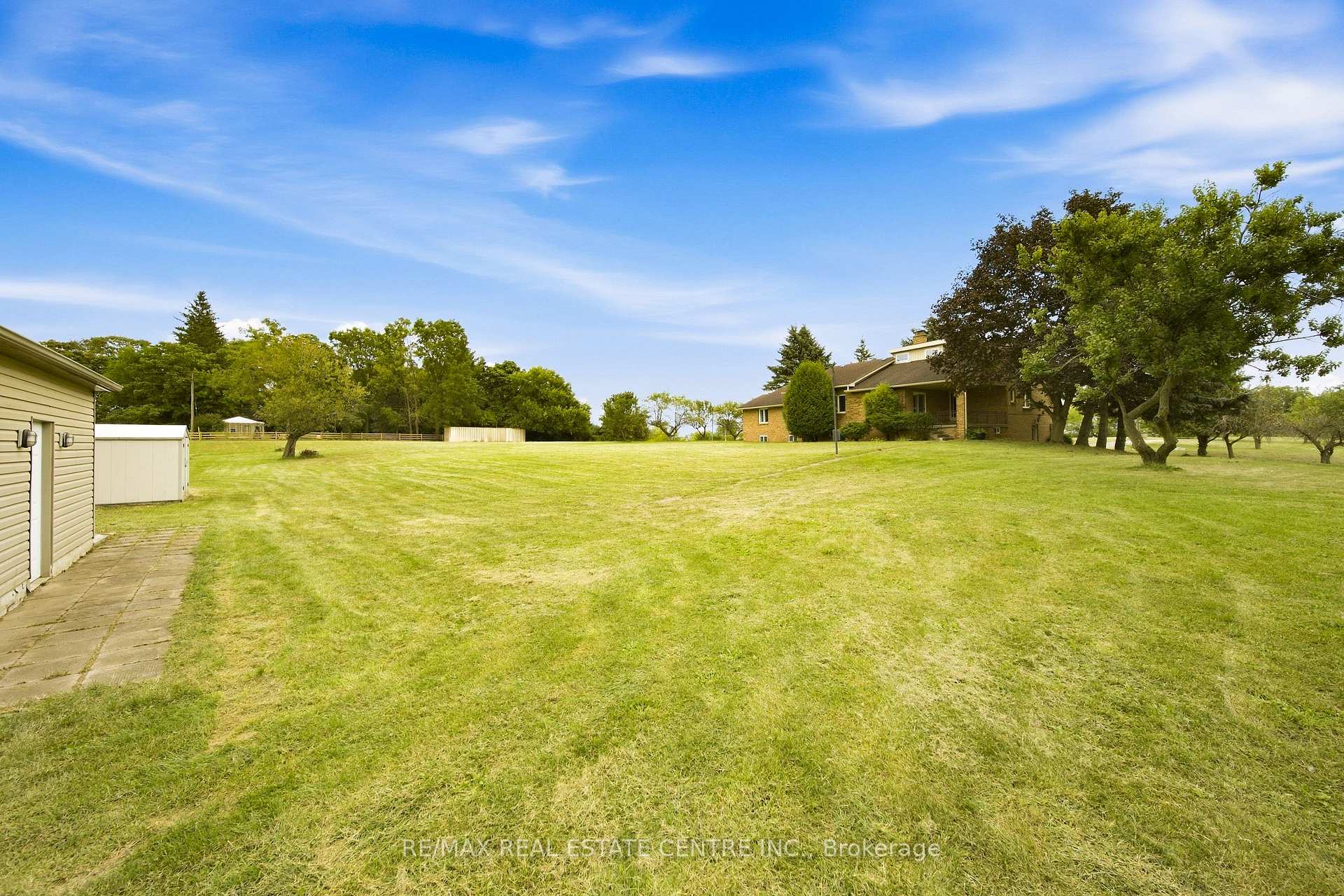 Photo 39 of 335 York Road, Burlington, LaSalle — HOMEH