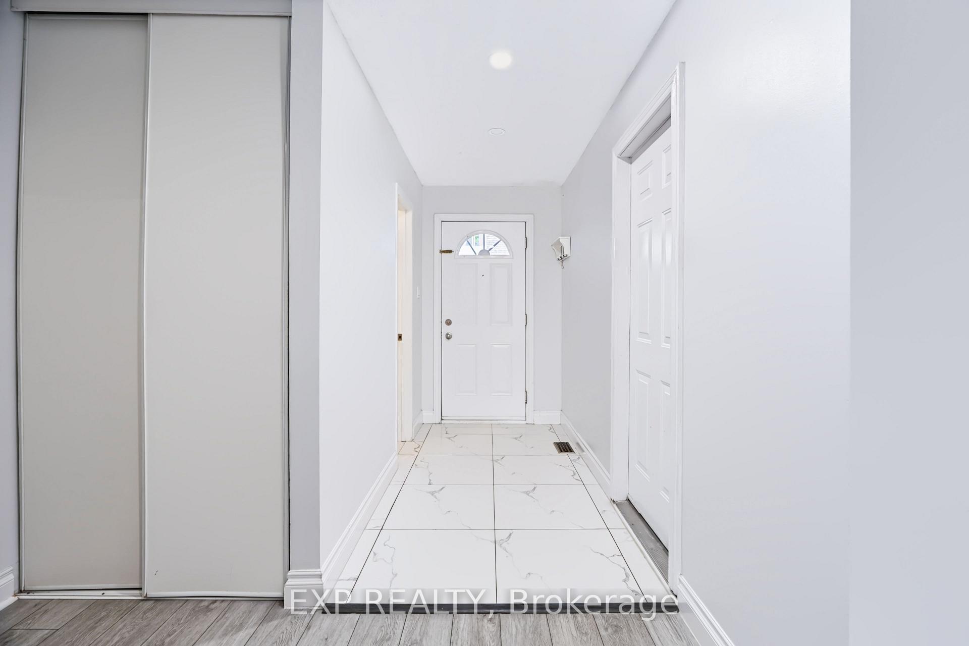 Photo 4 of Unit 2, 2669 Southvale Crescent E, Ottawa, Sheffield Glen/Industrial Park — HOMEH