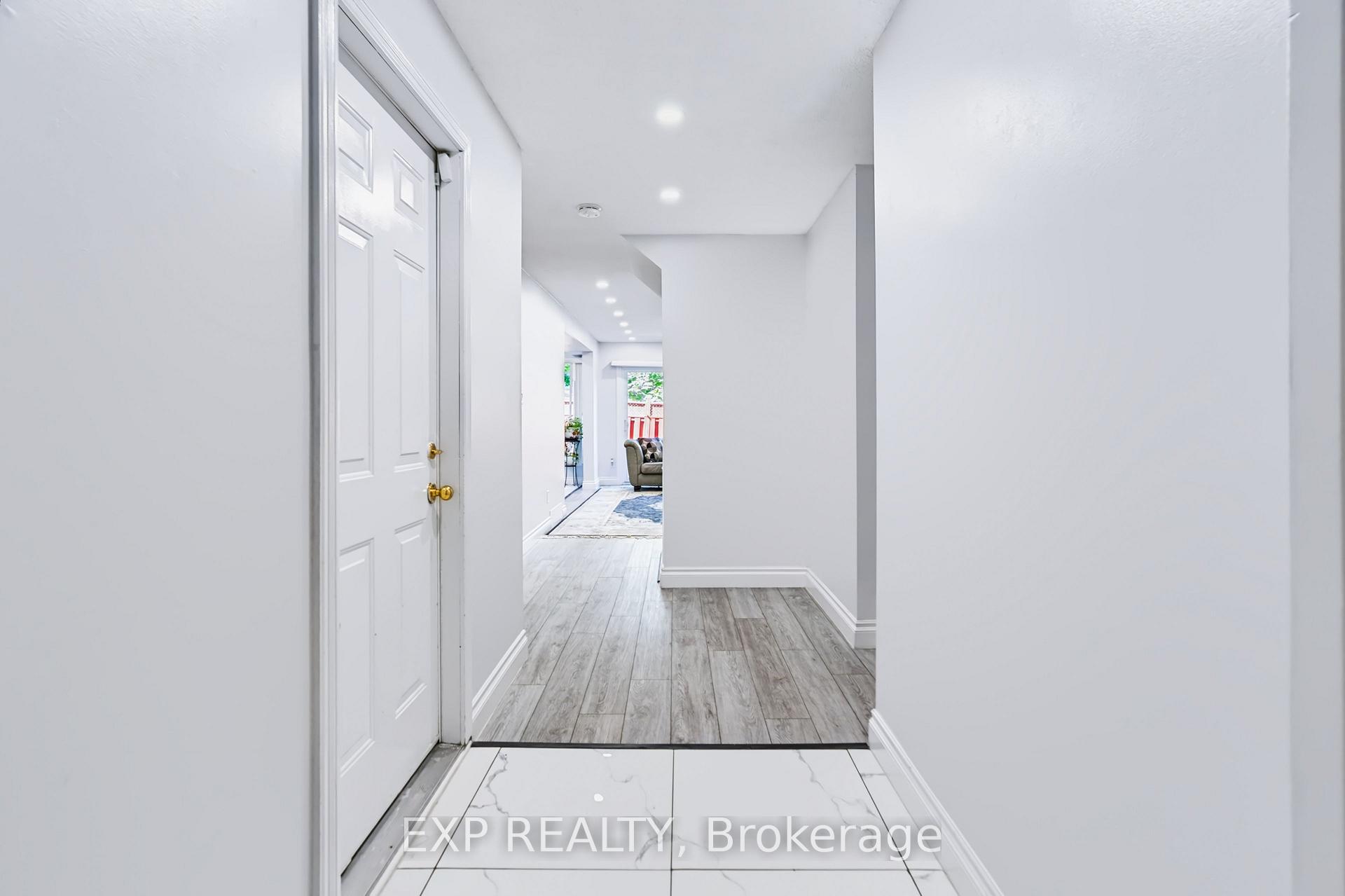 Photo 6 of Unit 2, 2669 Southvale Crescent E, Ottawa, Sheffield Glen/Industrial Park — HOMEH