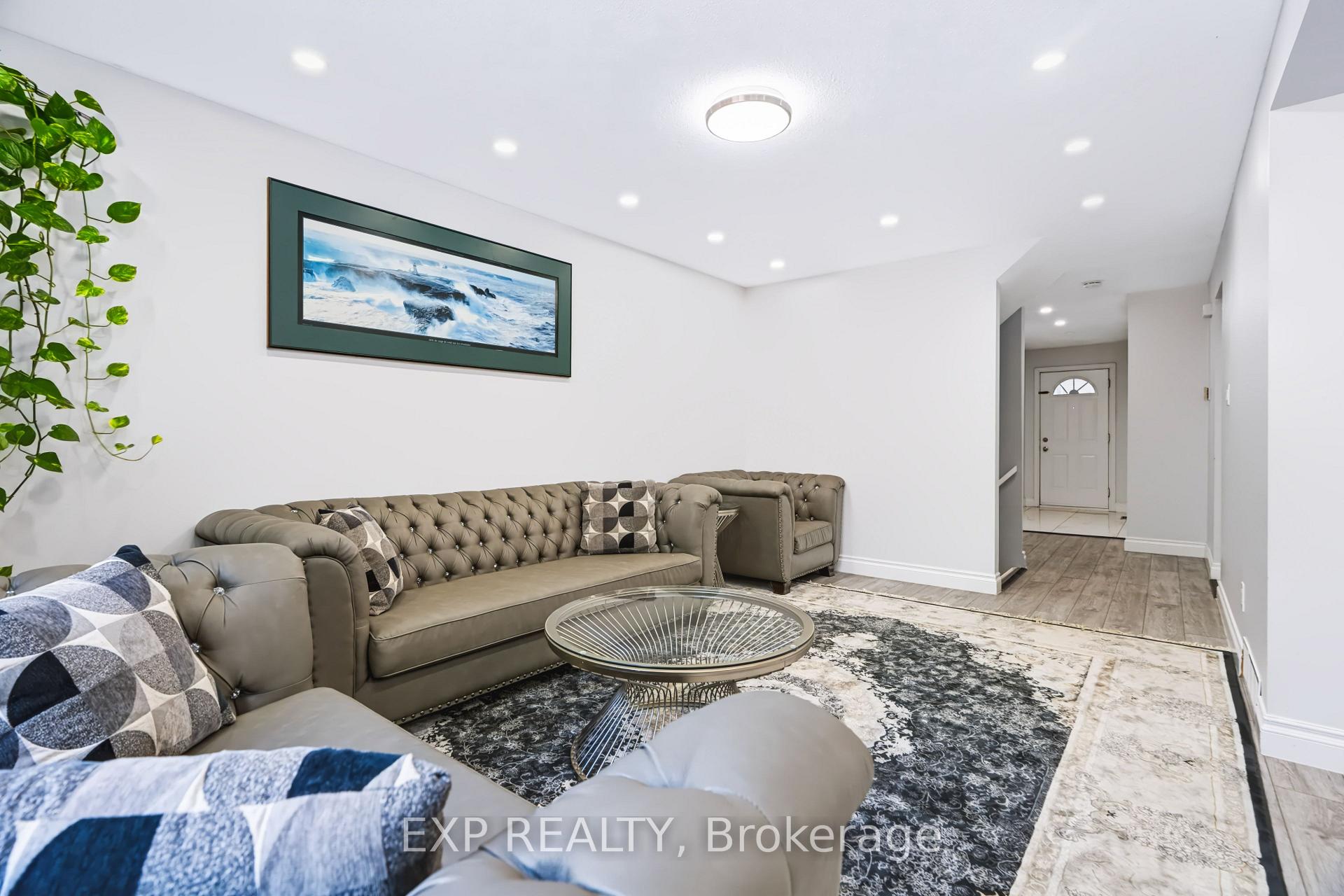 Photo 11 of Unit 2, 2669 Southvale Crescent E, Ottawa, Sheffield Glen/Industrial Park — HOMEH