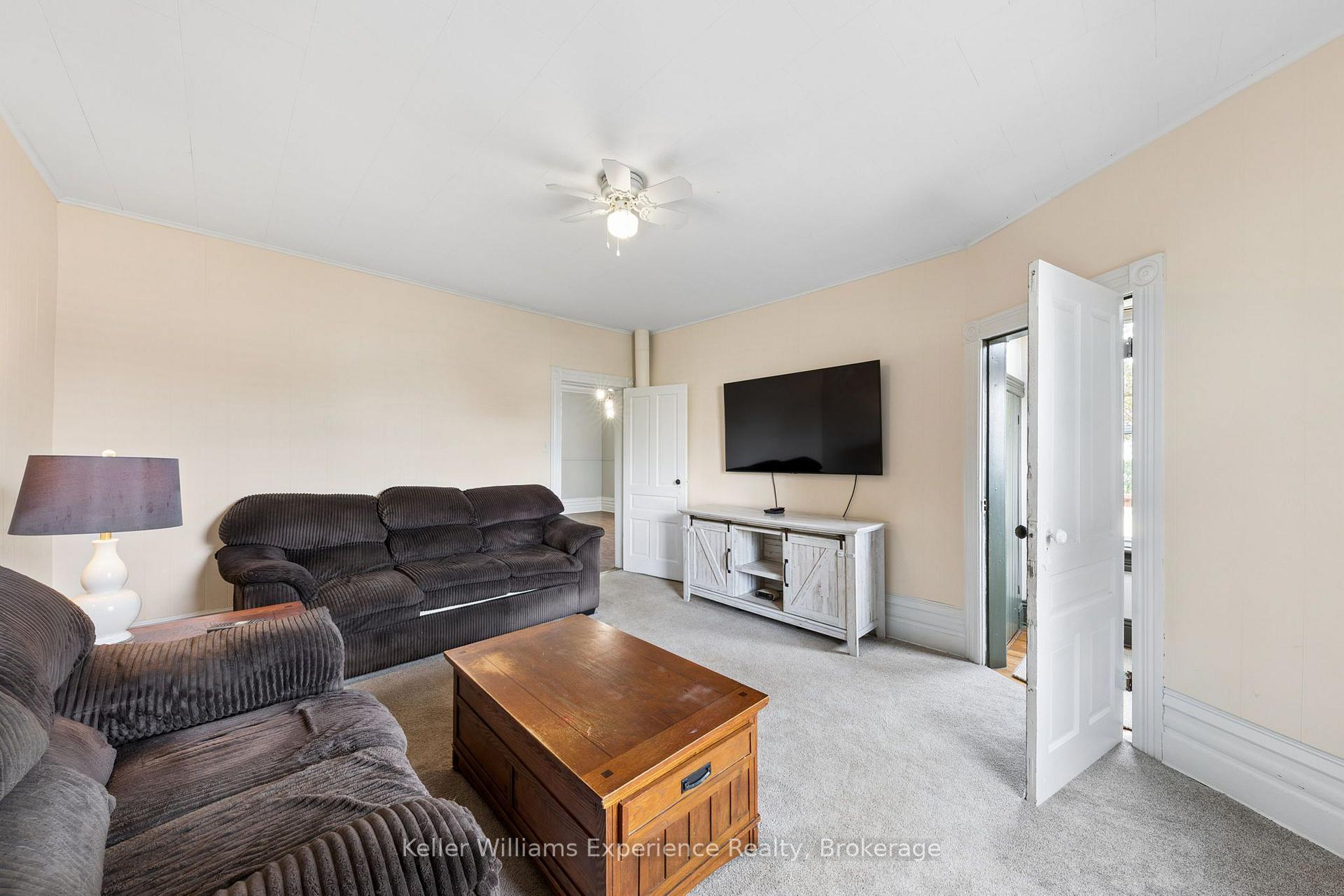 Photo 12 of 17 Stone Street, Springwater, Elmvale — HOMEH