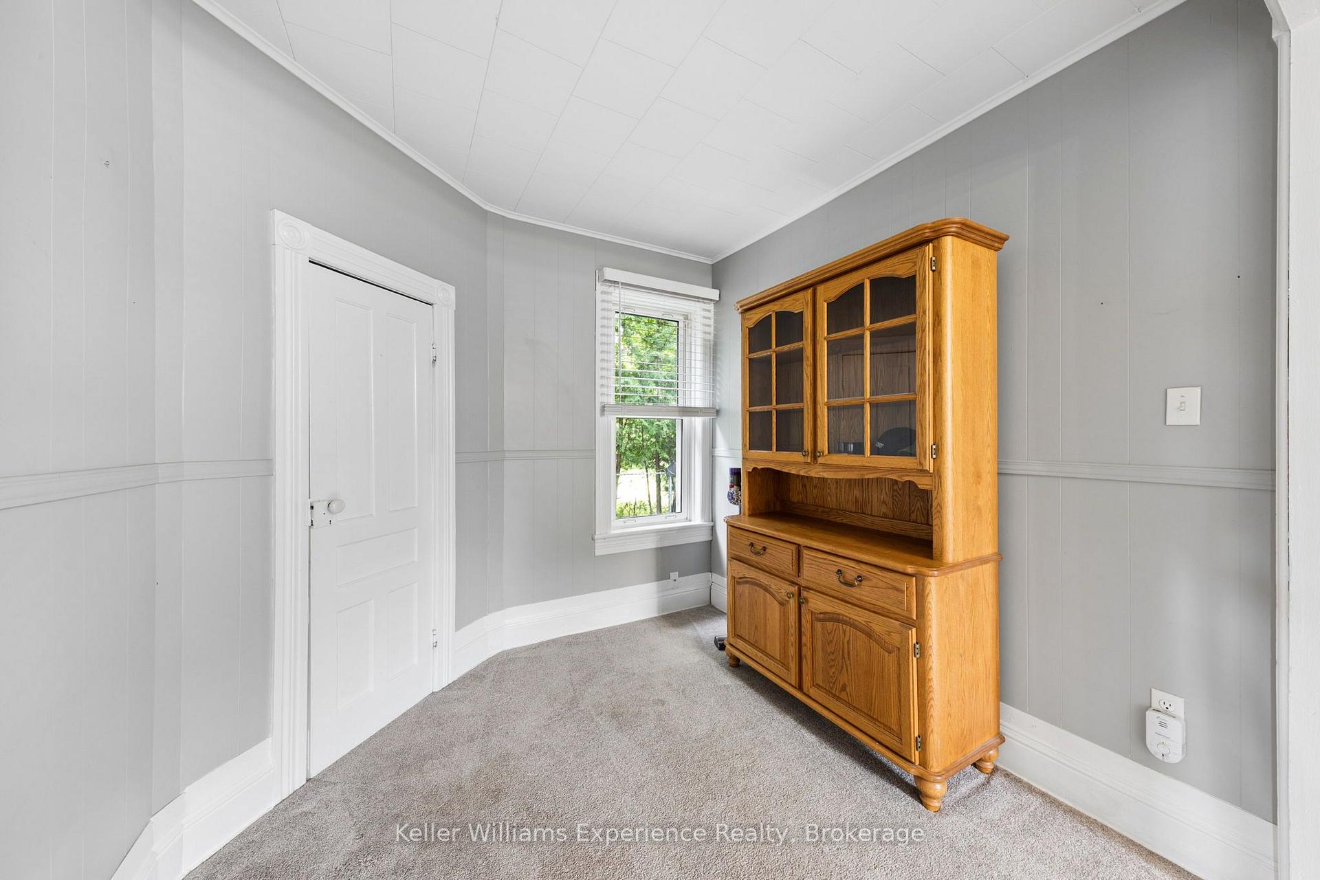 Photo 17 of 17 Stone Street, Springwater, Elmvale — HOMEH