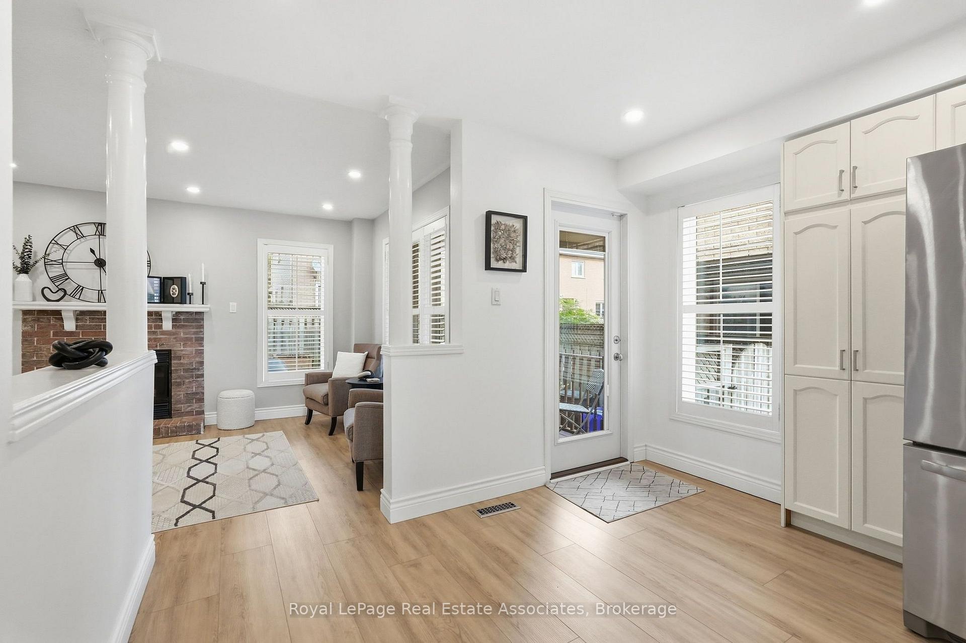 Photo 12 of 39 Segwun Road, Hamilton, Waterdown — HOMEH