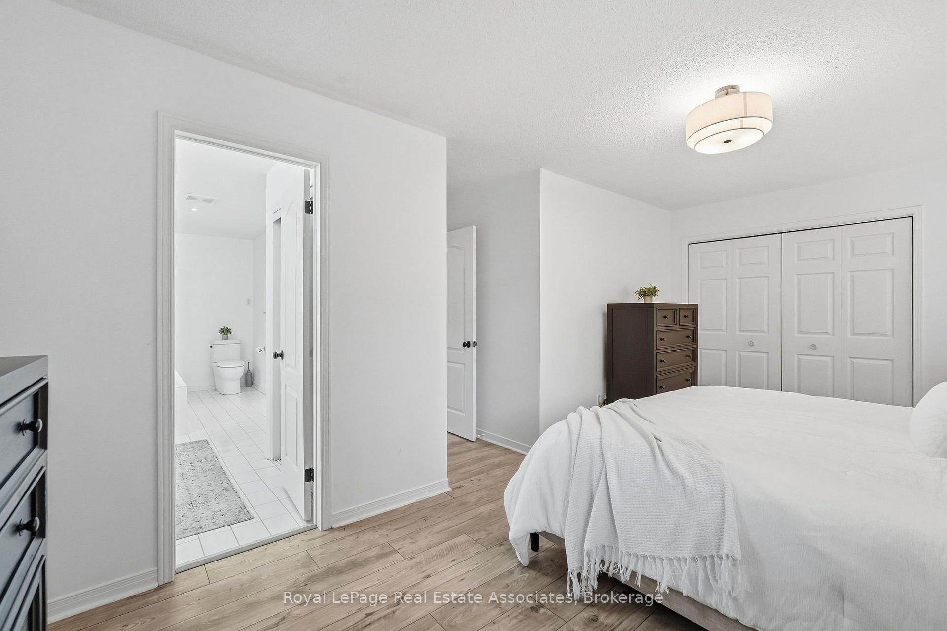 Photo 33 of 39 Segwun Road, Hamilton, Waterdown — HOMEH