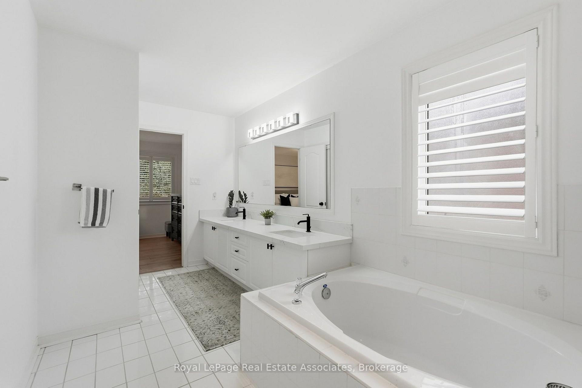 Photo 35 of 39 Segwun Road, Hamilton, Waterdown — HOMEH