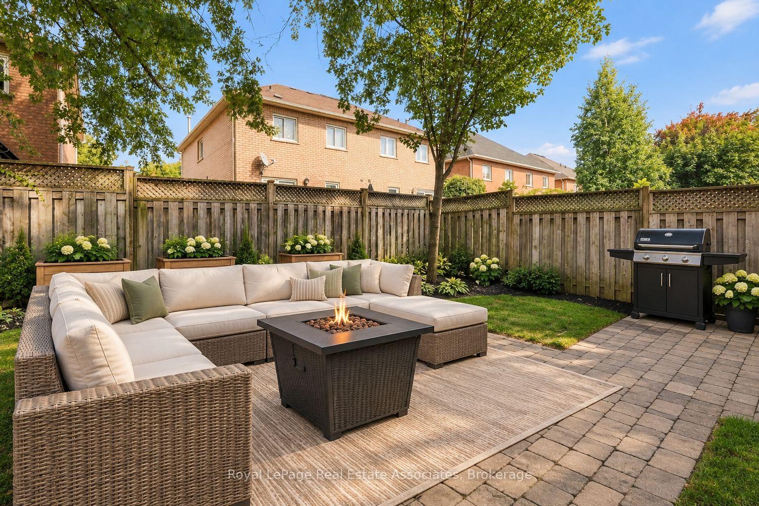 Photo 45 of 39 Segwun Road, Hamilton, Waterdown — HOMEH