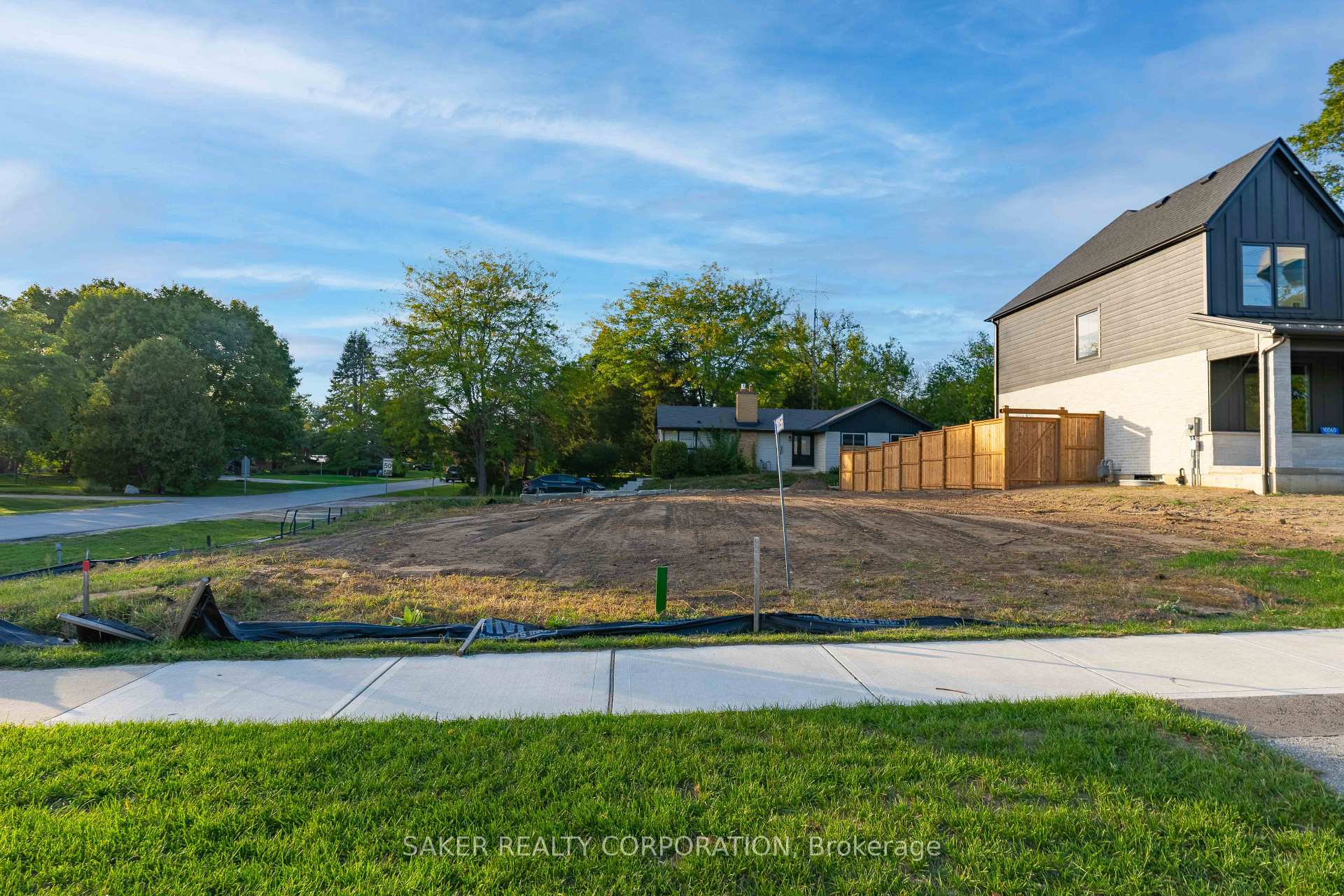 Photo 3 of 10056 Oxbow Drive, Middlesex Centre, Komoka — HOMEH