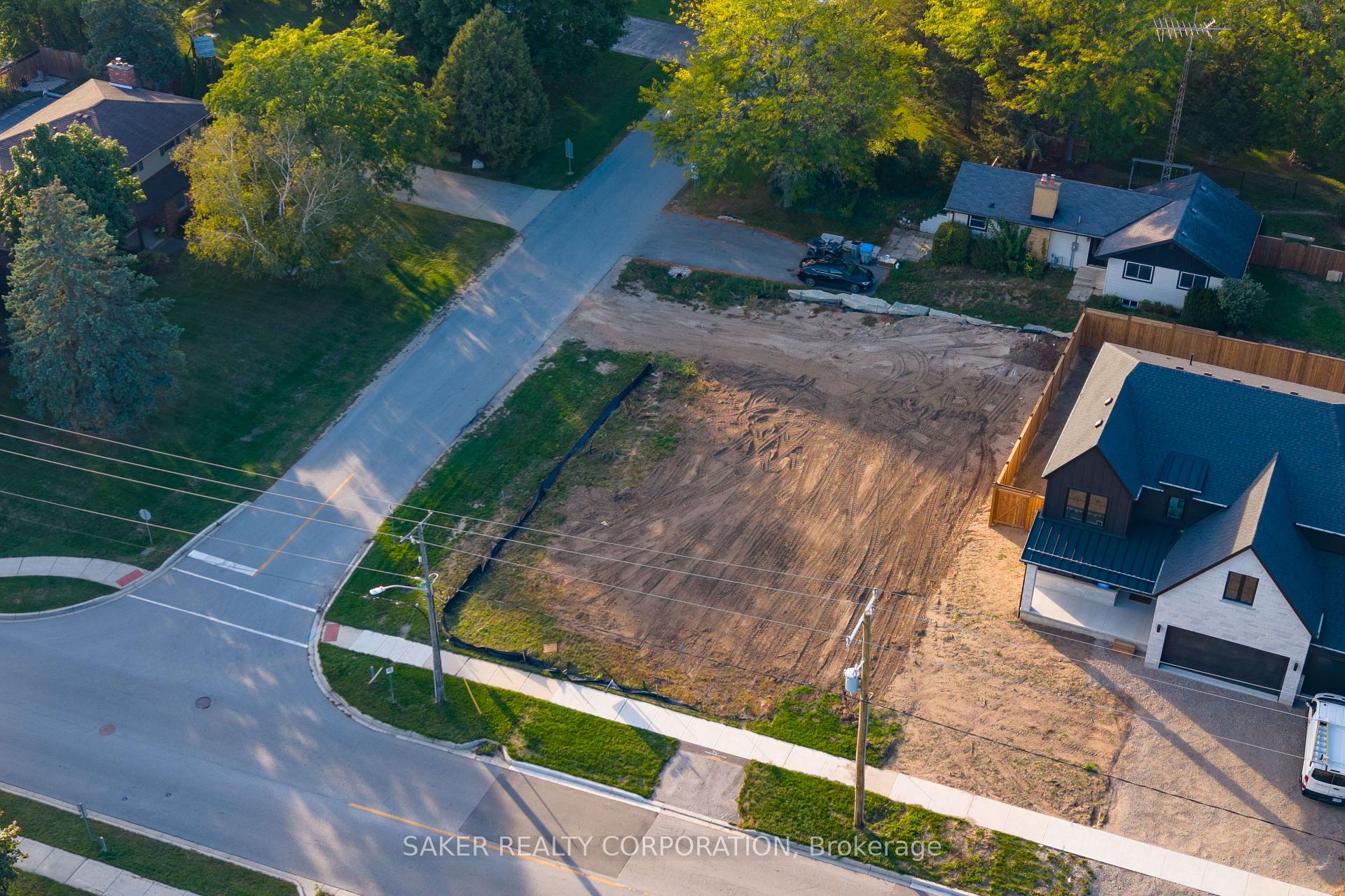 Photo 6 of 10056 Oxbow Drive, Middlesex Centre, Komoka — HOMEH
