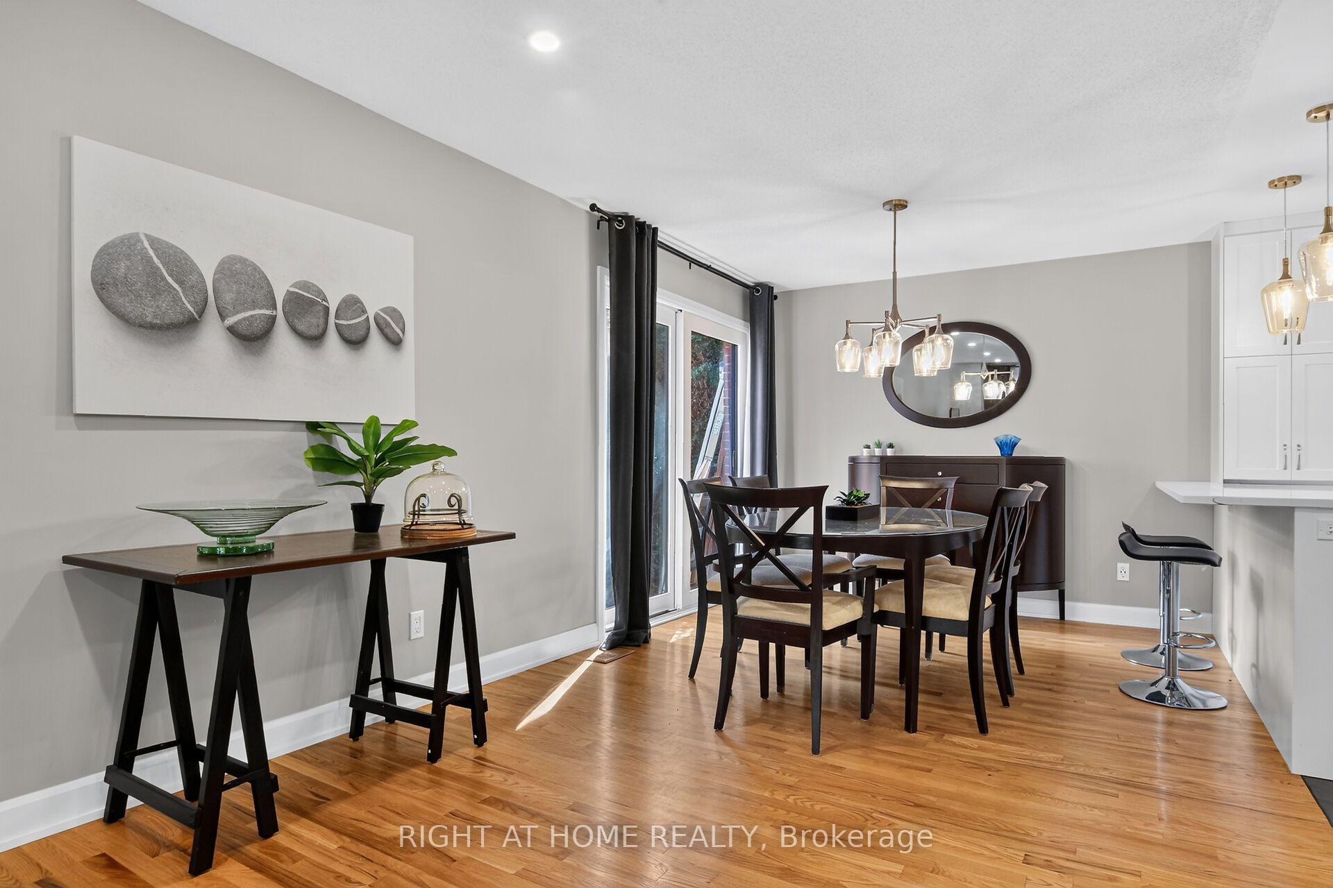 Photo 10 of 3 Pommel Crescent, Ottawa, Kanata - Bridlewood — HOMEH
