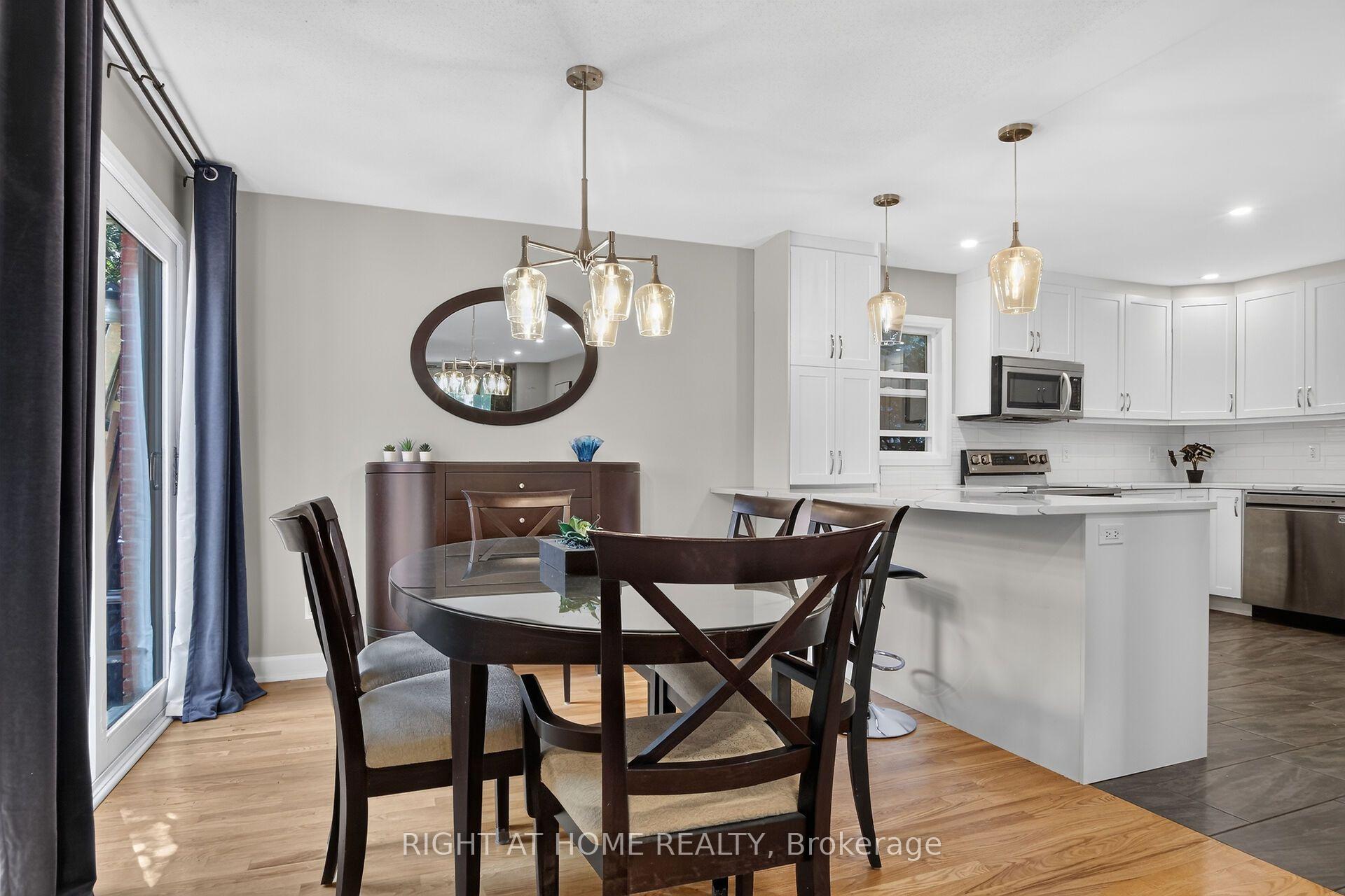 Photo 11 of 3 Pommel Crescent, Ottawa, Kanata - Bridlewood — HOMEH