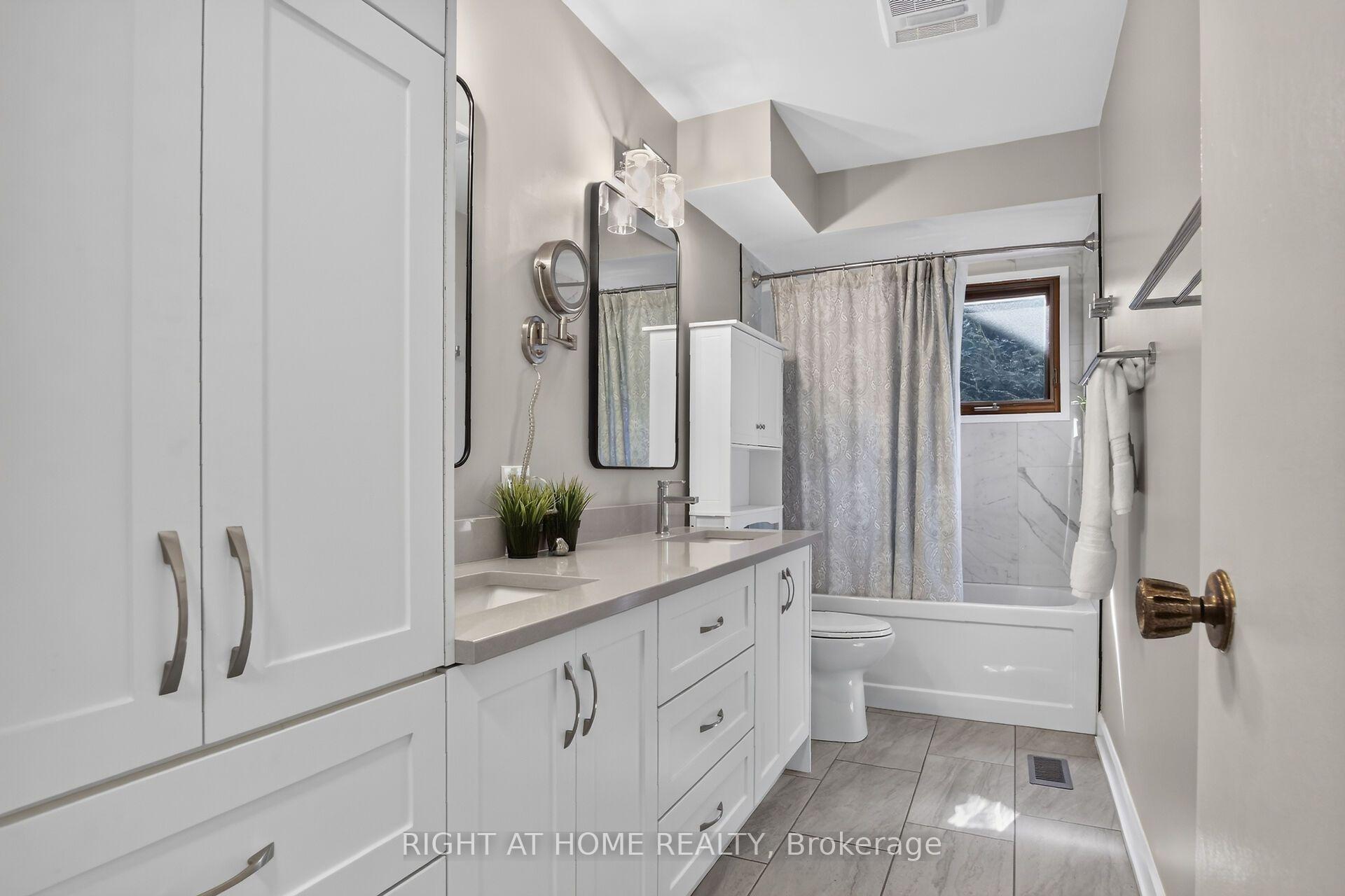 Photo 19 of 3 Pommel Crescent, Ottawa, Kanata - Bridlewood — HOMEH
