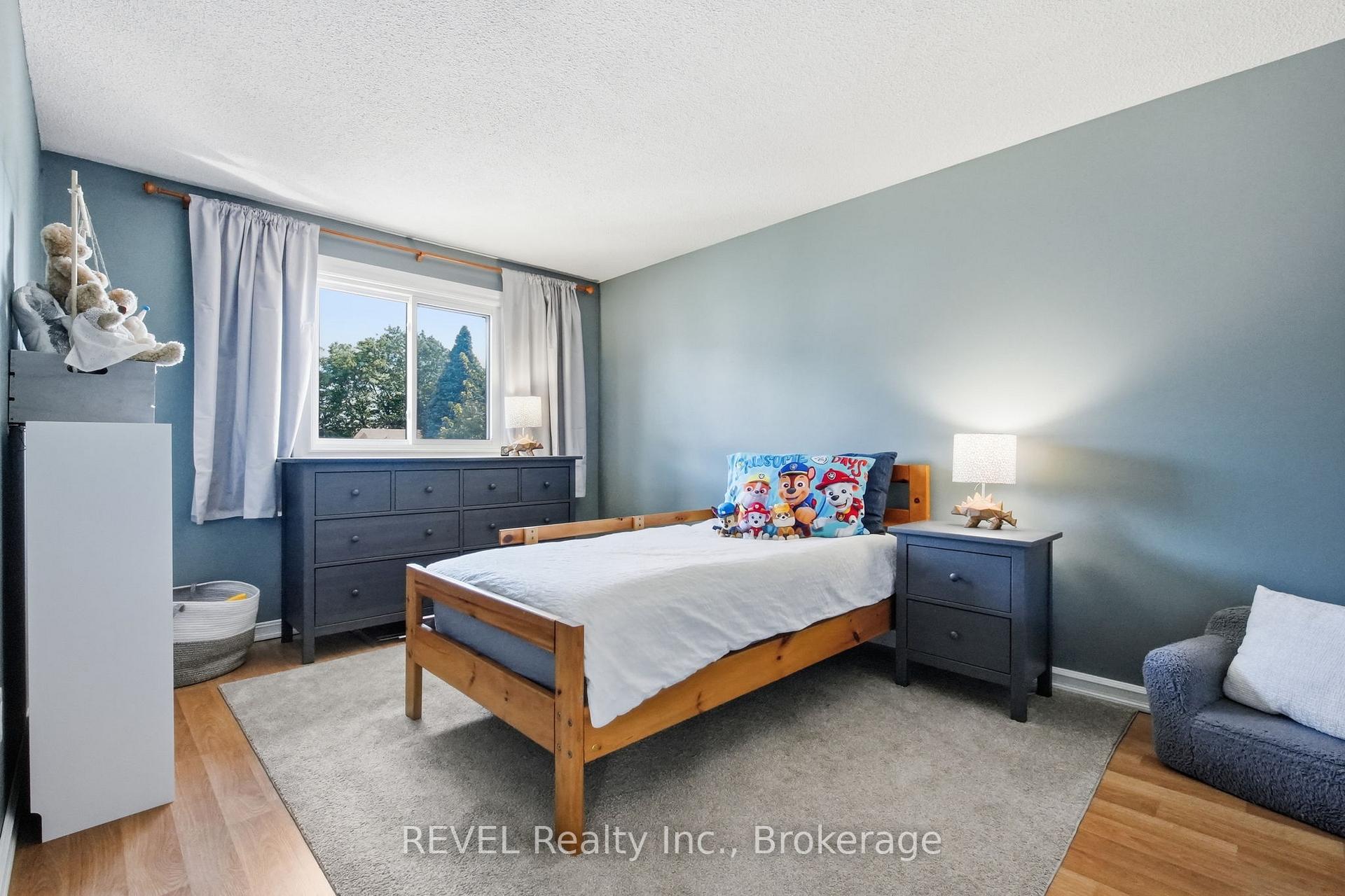 Photo 17 of 1298 Pinehurst Avenue, Oshawa, Donevan — HOMEH
