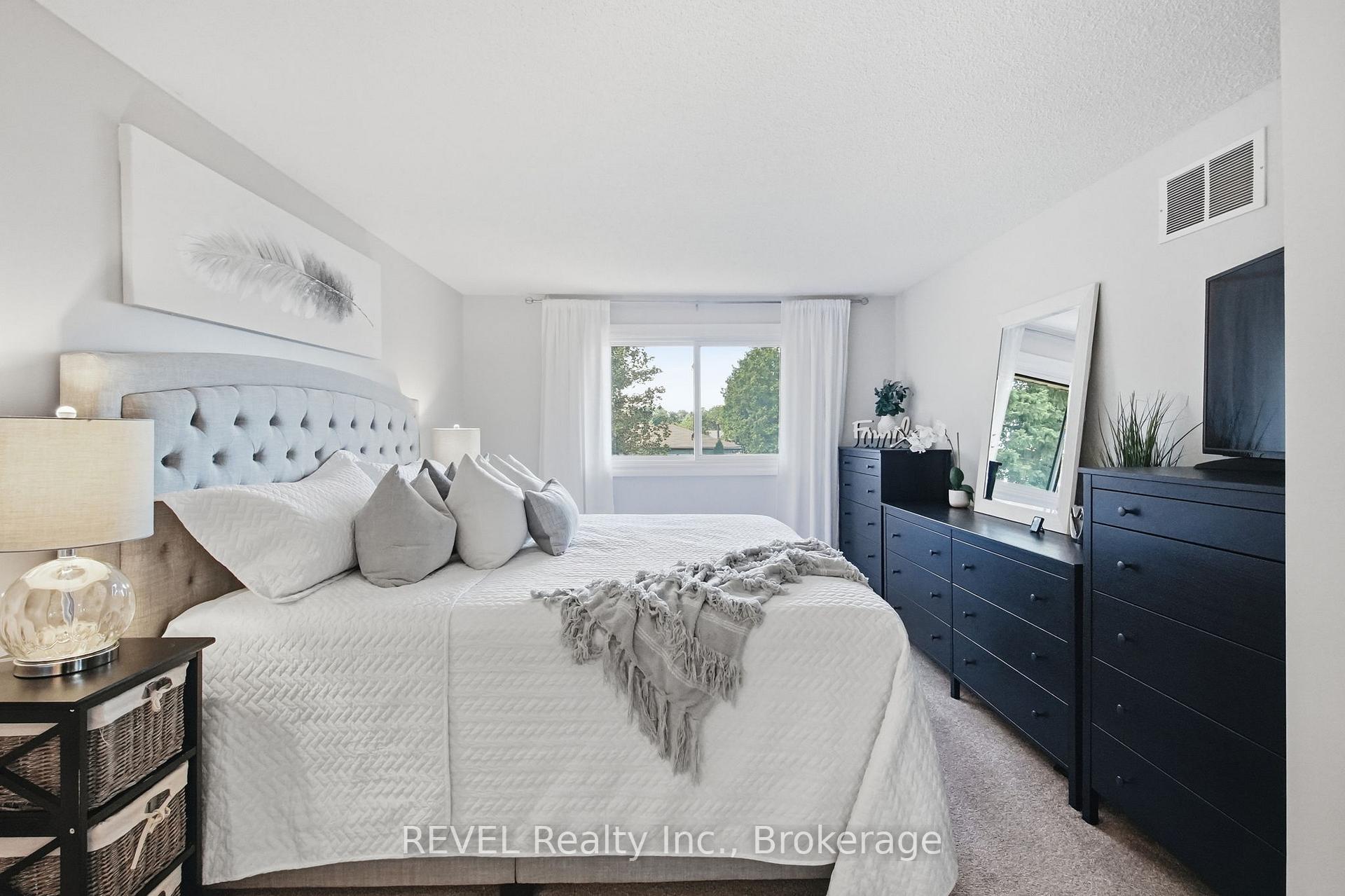 Photo 19 of 1298 Pinehurst Avenue, Oshawa, Donevan — HOMEH