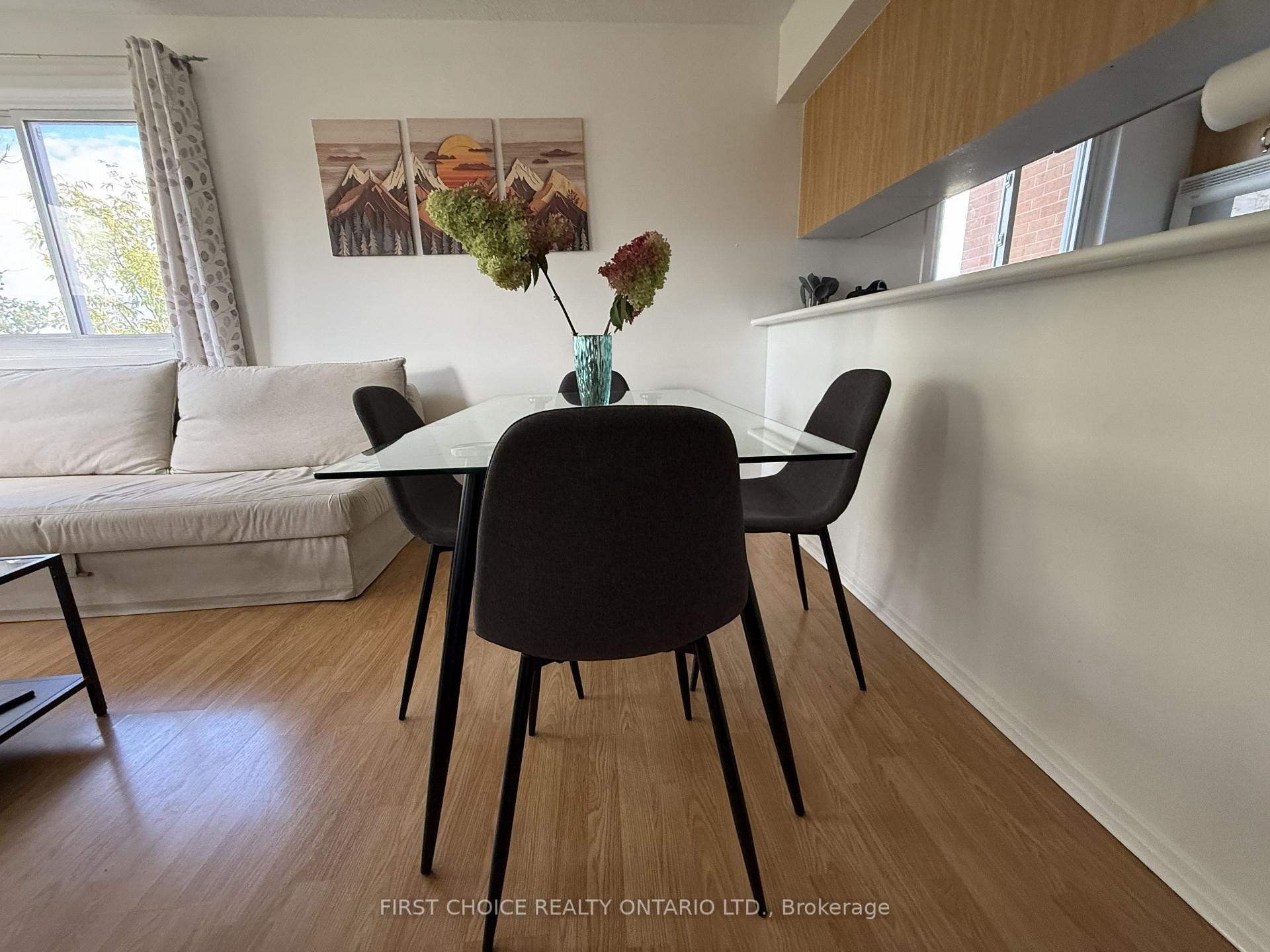 Photo 6 of Unit 316, 345 Centrum Boulevard, Ottawa, Bilberry Creek/Queenswood Heights — HOMEH