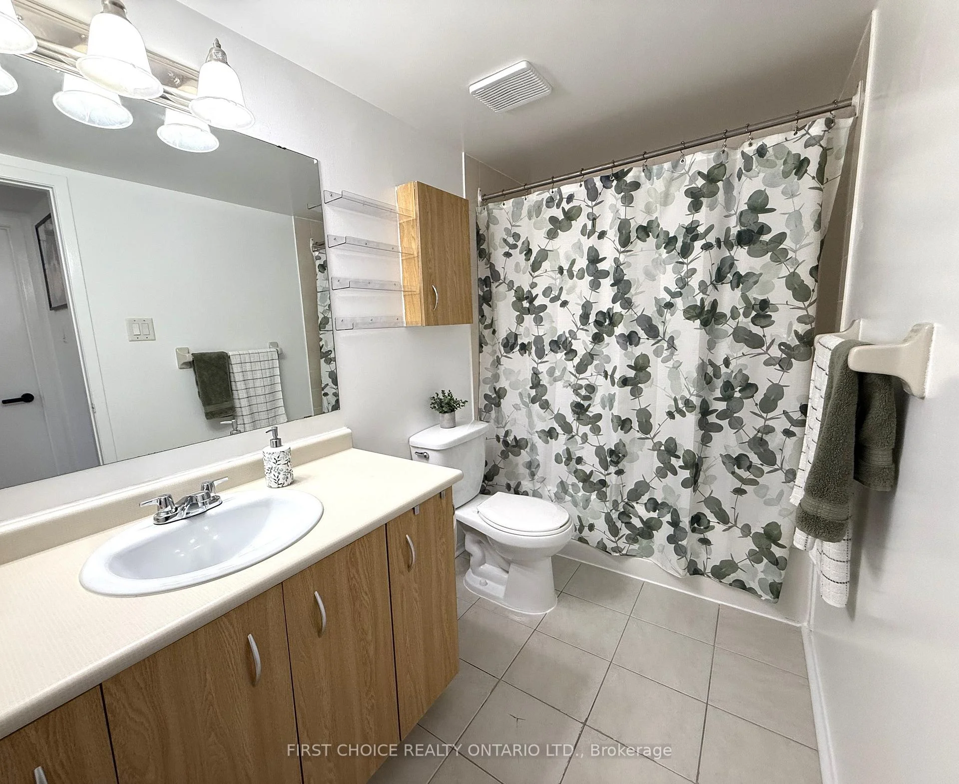 Photo 26 of Unit 316, 345 Centrum Boulevard, Ottawa, Bilberry Creek/Queenswood Heights — HOMEH