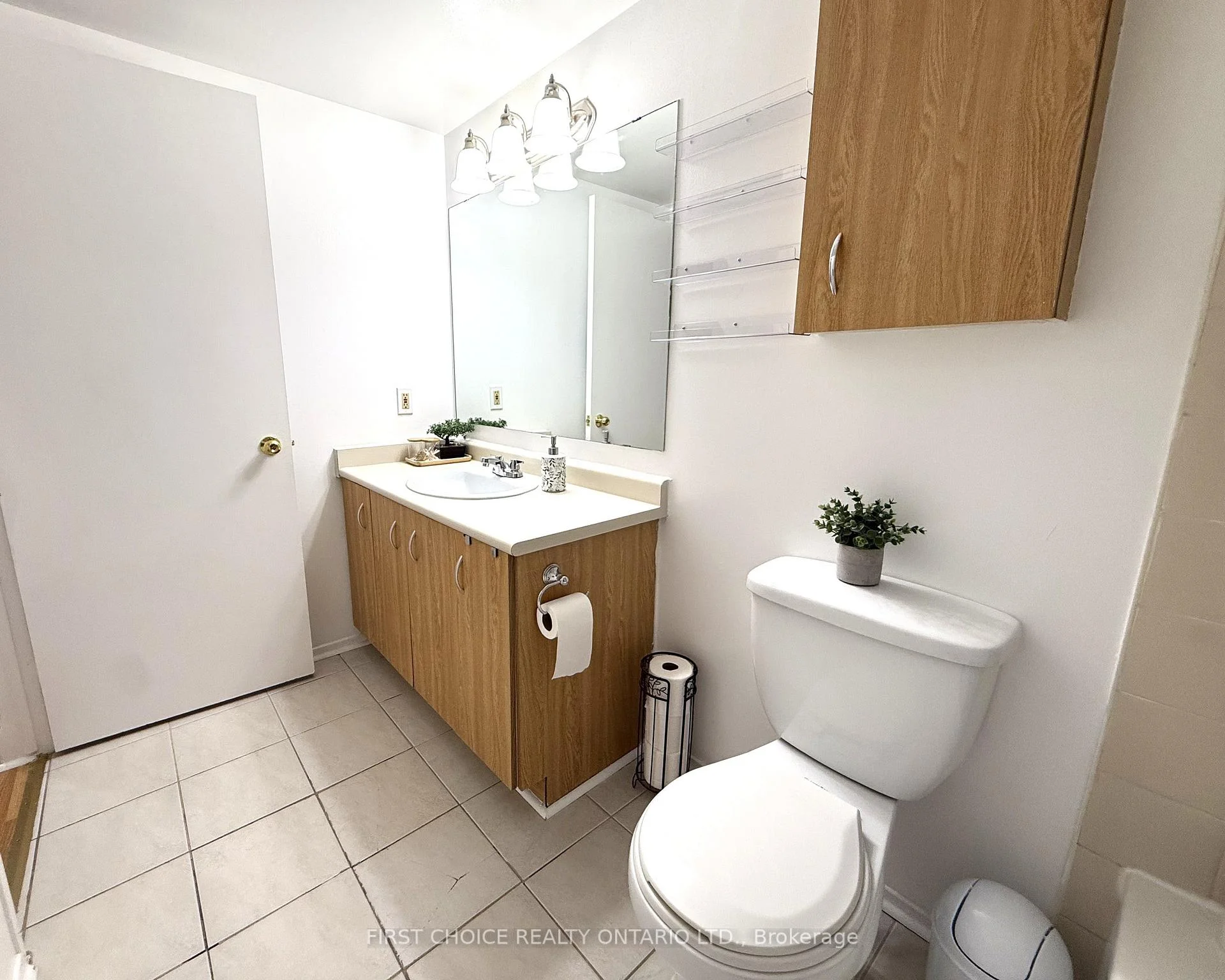 Photo 33 of Unit 316, 345 Centrum Boulevard, Ottawa, Bilberry Creek/Queenswood Heights — HOMEH