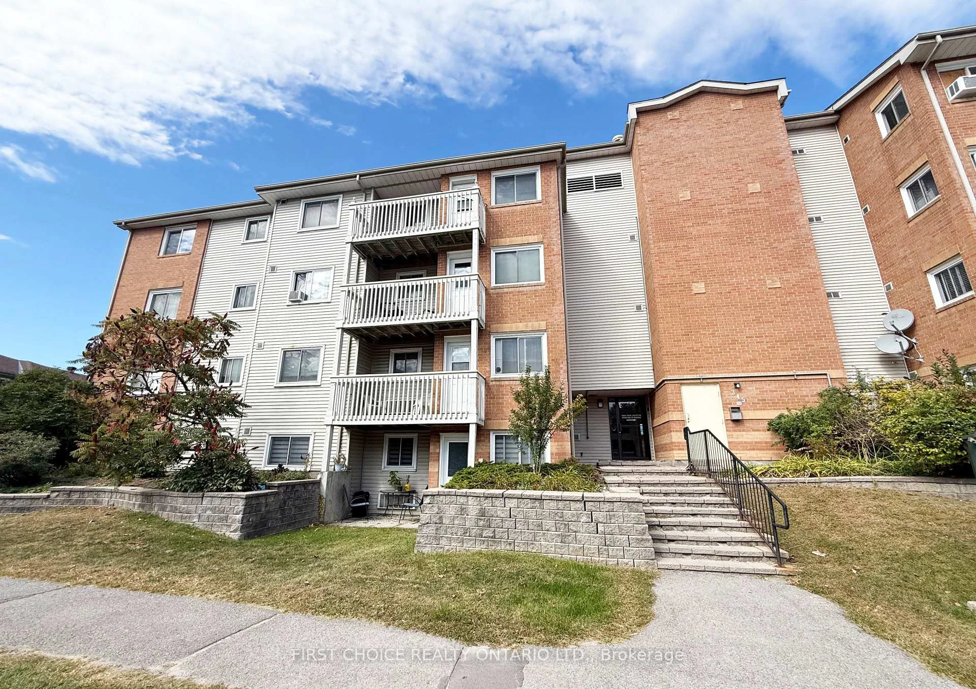 Photo 5 of Unit 316, 345 Centrum Boulevard, Ottawa, Bilberry Creek/Queenswood Heights — HOMEH