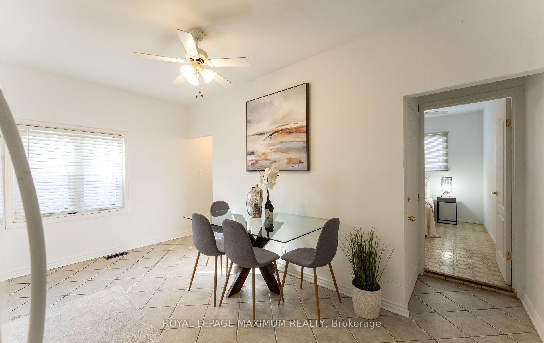 Photo 5 of 376 Mc Roberts Avenue, Toronto, Caledonia-Fairbank — HOMEH