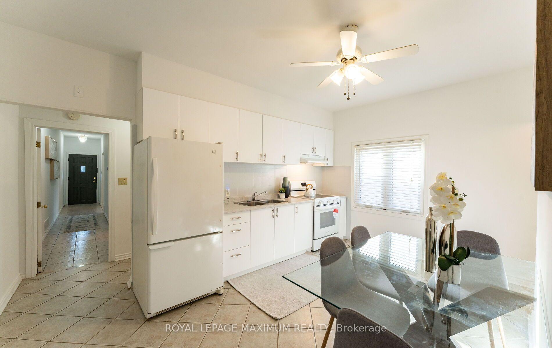 Photo 7 of 376 Mc Roberts Avenue, Toronto, Caledonia-Fairbank — HOMEH