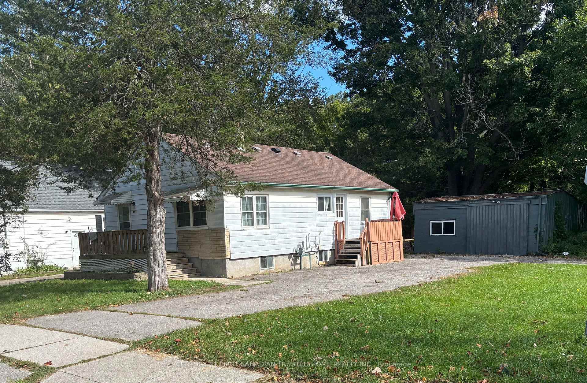 Photo of 190 Helena Avenue