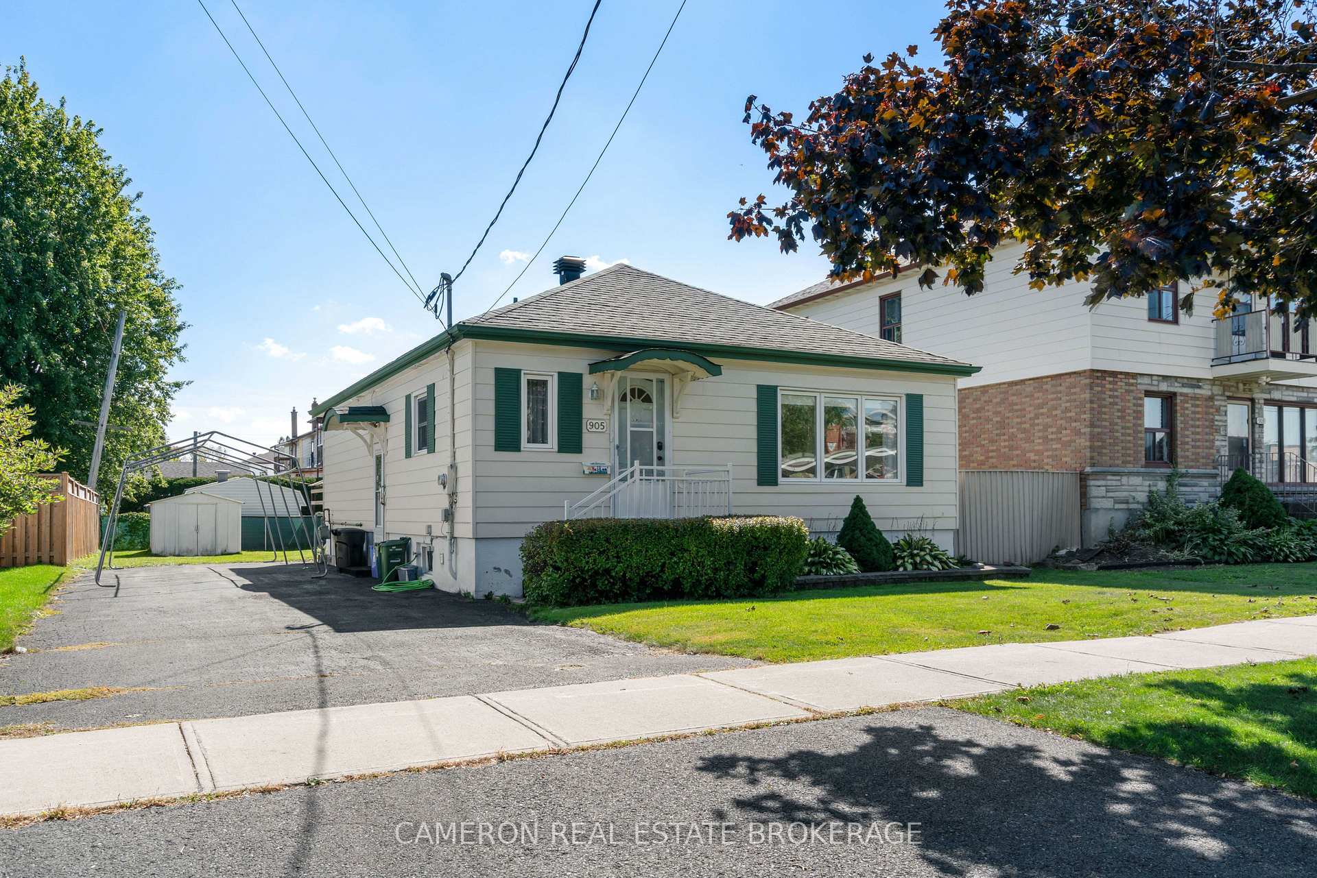 Photo 2 of 905 Third Street E, Cornwall, Cornwall — HOMEH