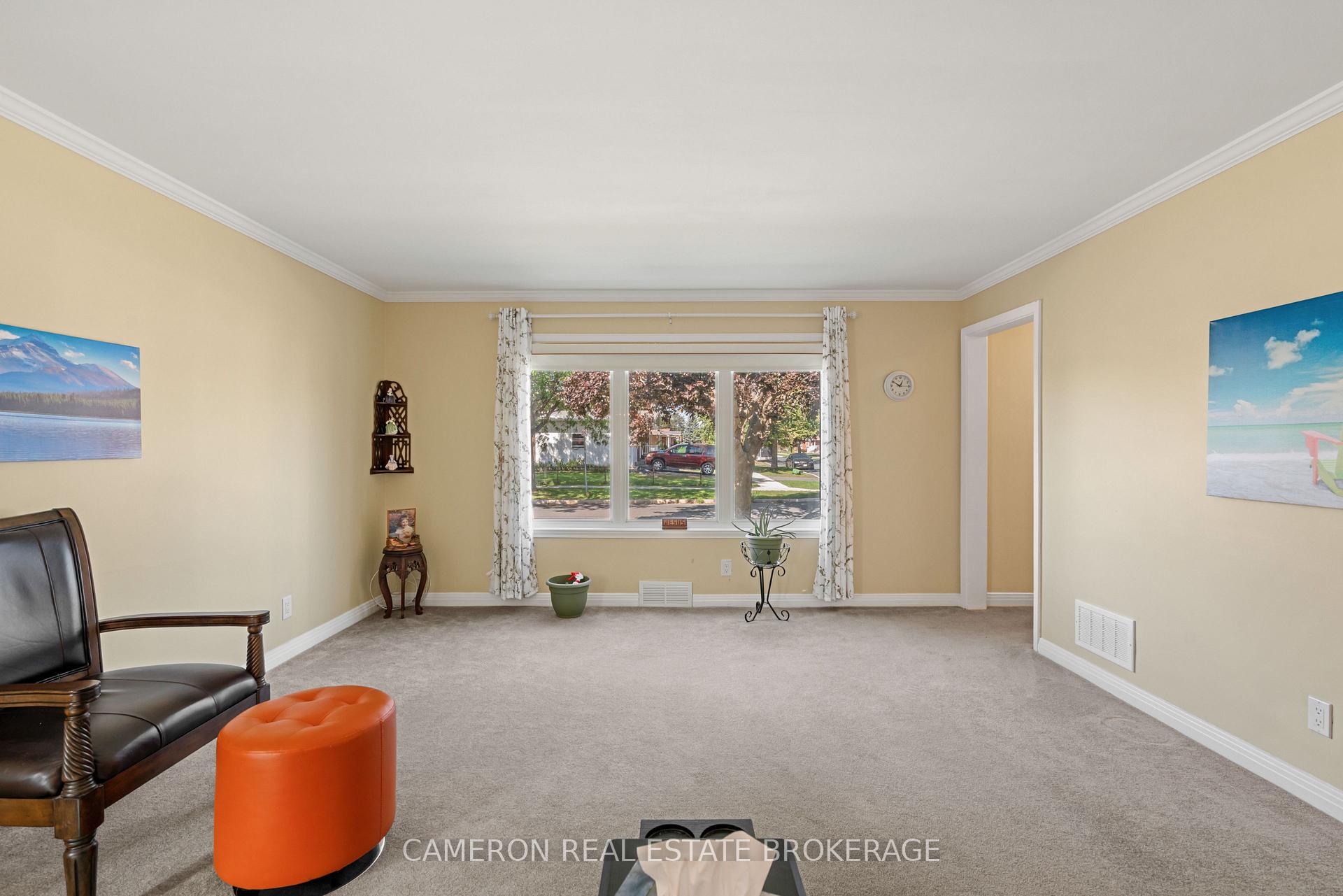 Photo 7 of 905 Third Street E, Cornwall, Cornwall — HOMEH