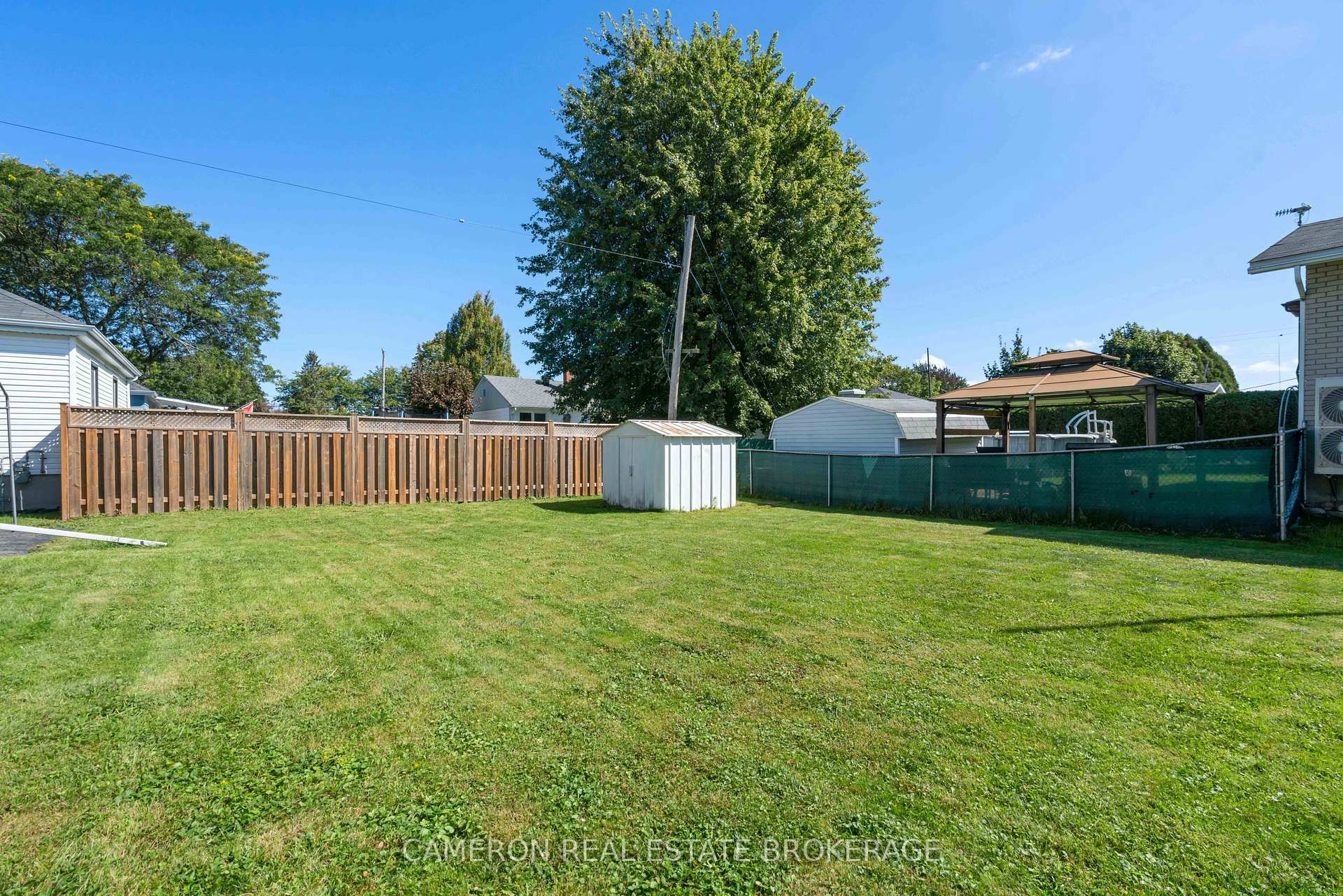 Photo 24 of 905 Third Street E, Cornwall, Cornwall — HOMEH