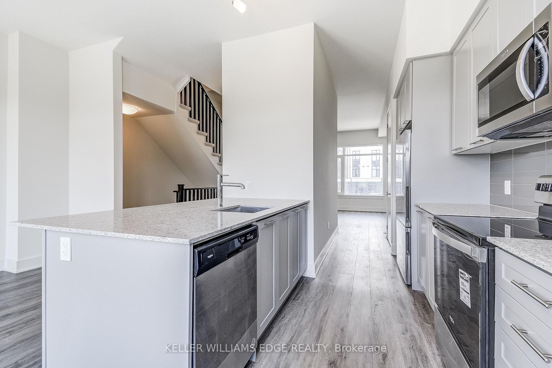 Photo 12 of 58 Windward Drive, Grimsby, Grimsby Beach — HOMEH