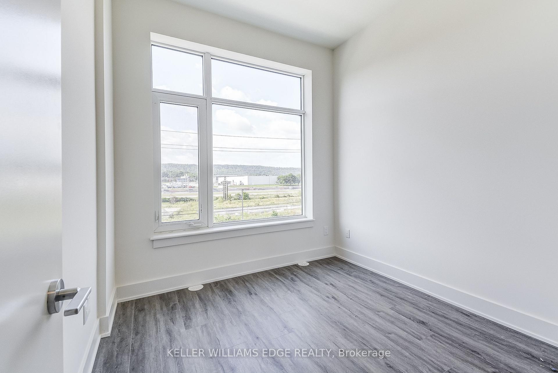 Photo 21 of 58 Windward Drive, Grimsby, Grimsby Beach — HOMEH