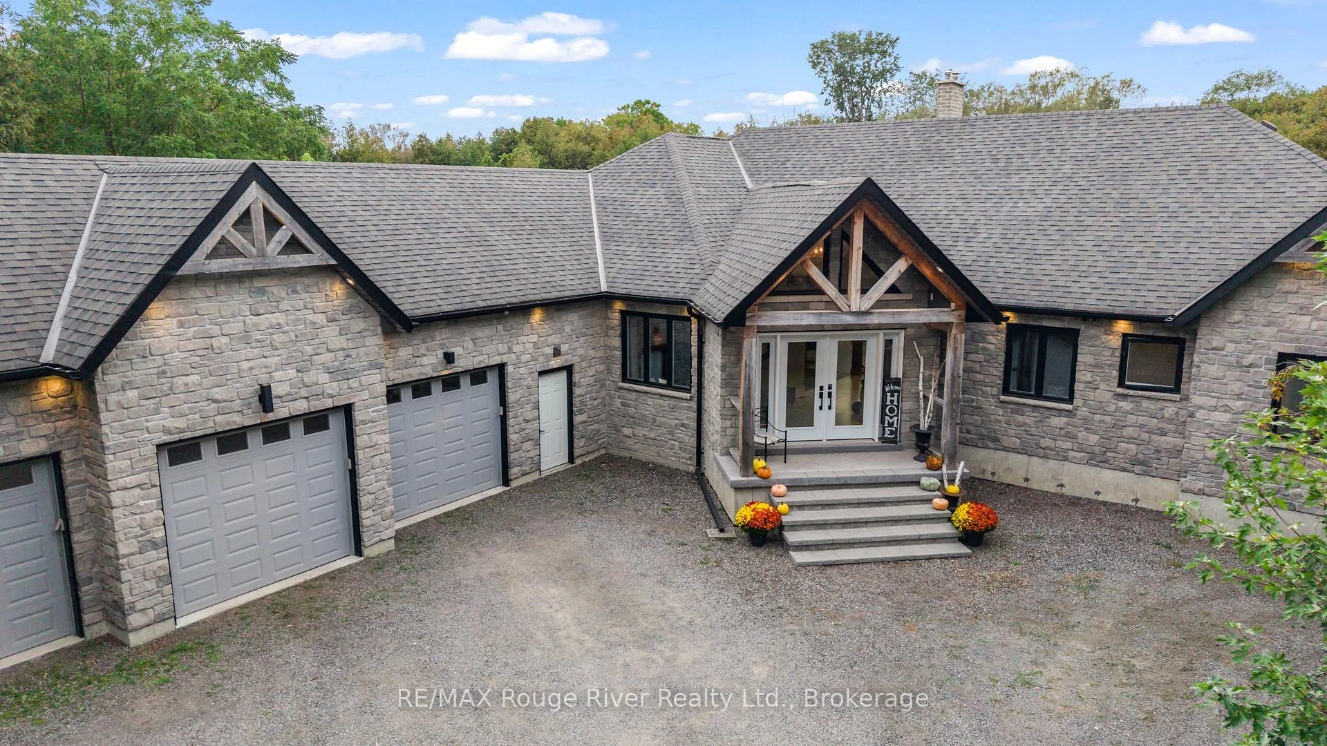 Photo 3 of 4500 Old Scugog Road, Clarington, Bowmanville — HOMEH
