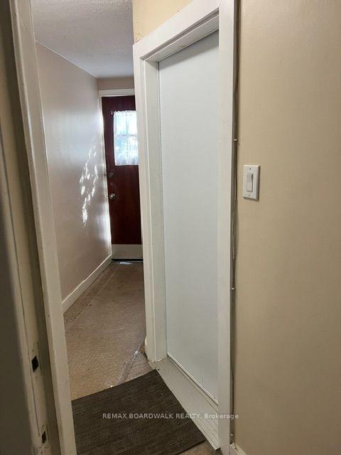 Photo 5 of Unit A, 11 Kippewa Drive, Ottawa, Dows Lake — HOMEH