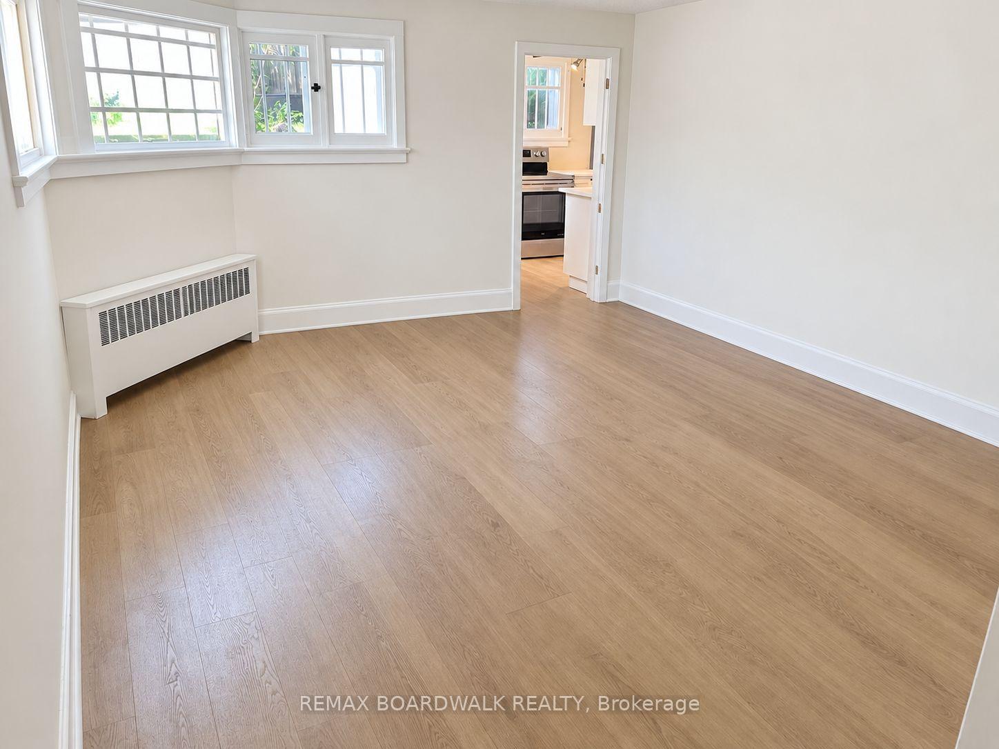 Photo 10 of Unit A, 11 Kippewa Drive, Ottawa, Dows Lake — HOMEH