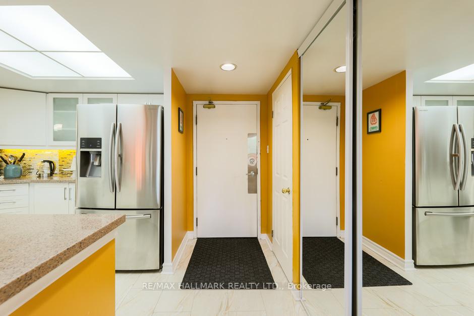 Photo 3 of Unit 218, 6 Humberline Drive, Etobicoke, West Humber-Clairville — HOMEH