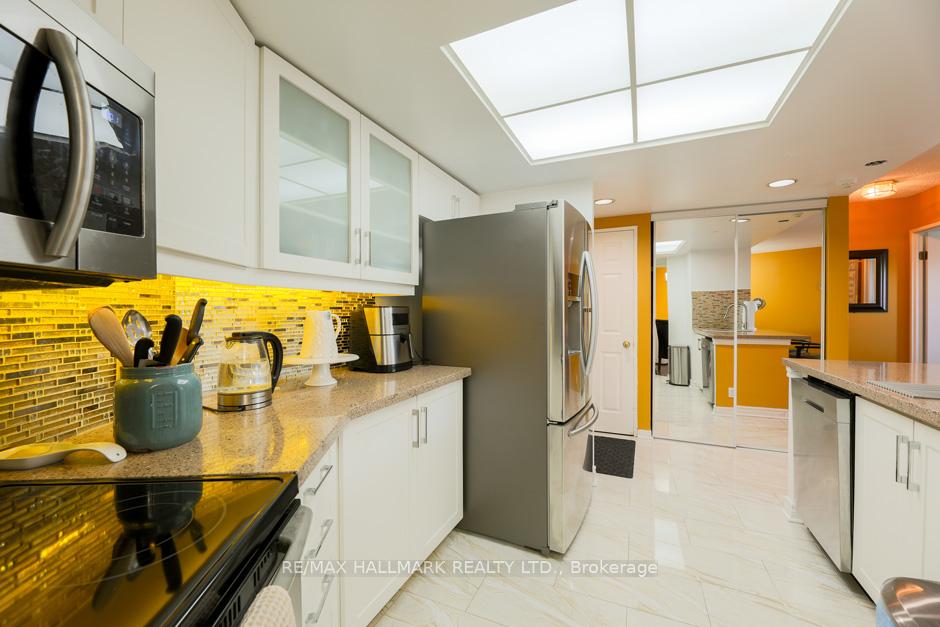 Photo 6 of Unit 218, 6 Humberline Drive, Etobicoke, West Humber-Clairville — HOMEH