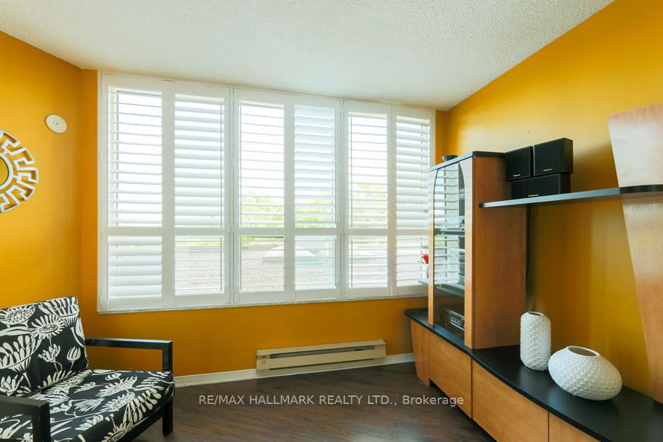 Photo 12 of Unit 218, 6 Humberline Drive, Etobicoke, West Humber-Clairville — HOMEH