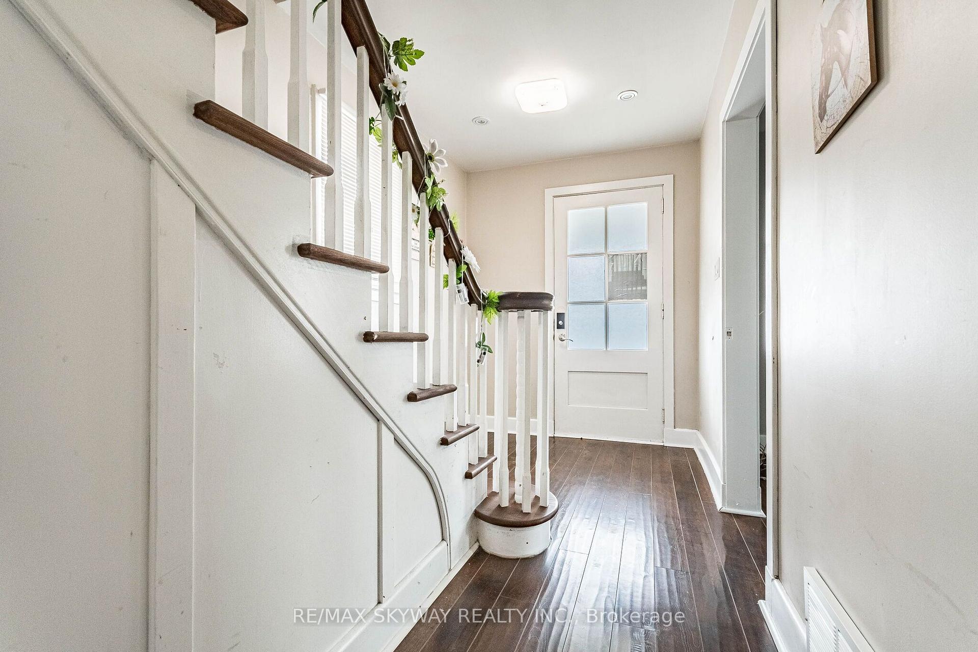 Photo 10 of 1230 Duke Street, Cambridge, Preston Centre — HOMEH
