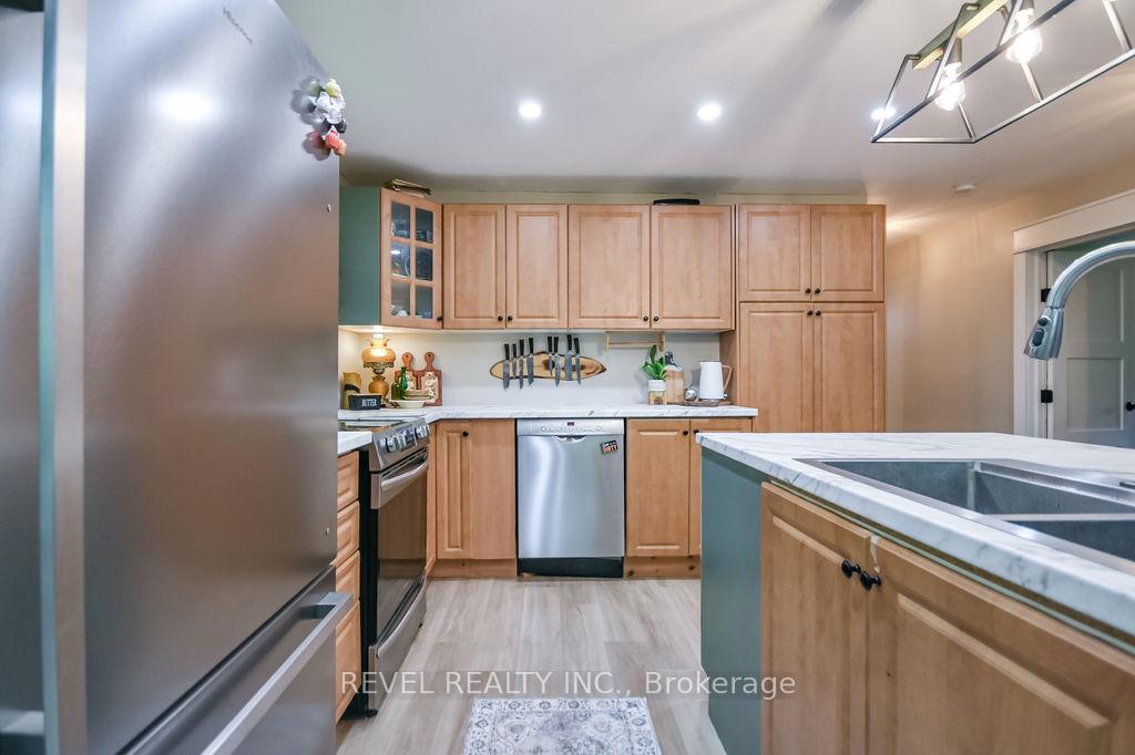 Photo 12 of 3267 Albany Street, Severn, Washago — HOMEH