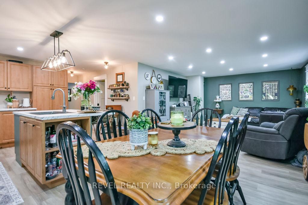 Photo 18 of 3267 Albany Street, Severn, Washago — HOMEH