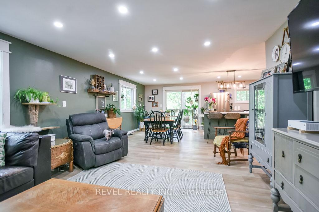 Photo 19 of 3267 Albany Street, Severn, Washago — HOMEH