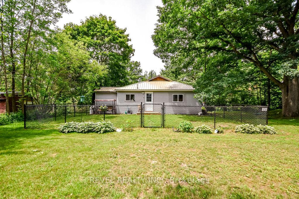 Photo 38 of 3267 Albany Street, Severn, Washago — HOMEH