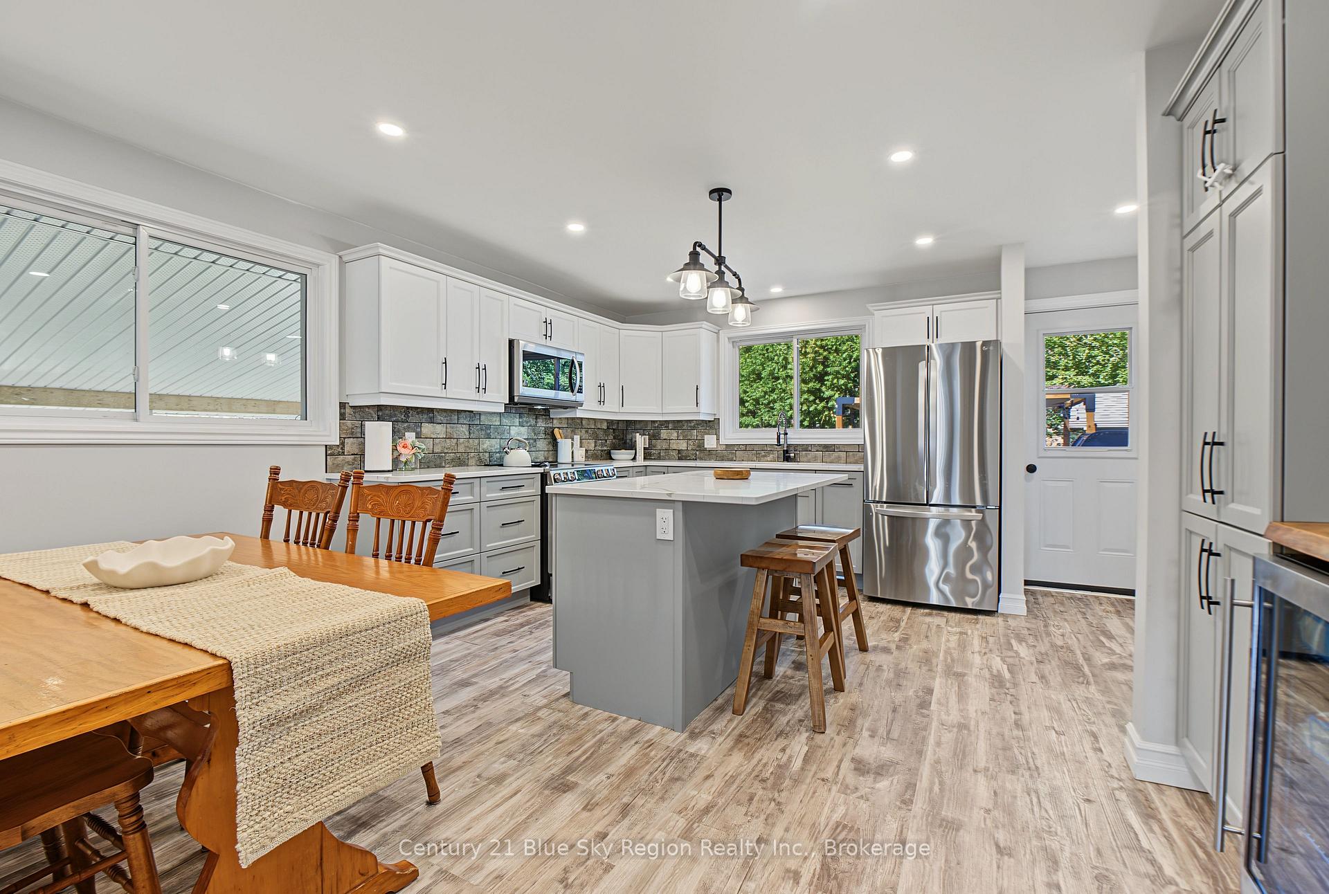 Photo 5 of 13 Milford Crescent, North Bay, Ferris — HOMEH