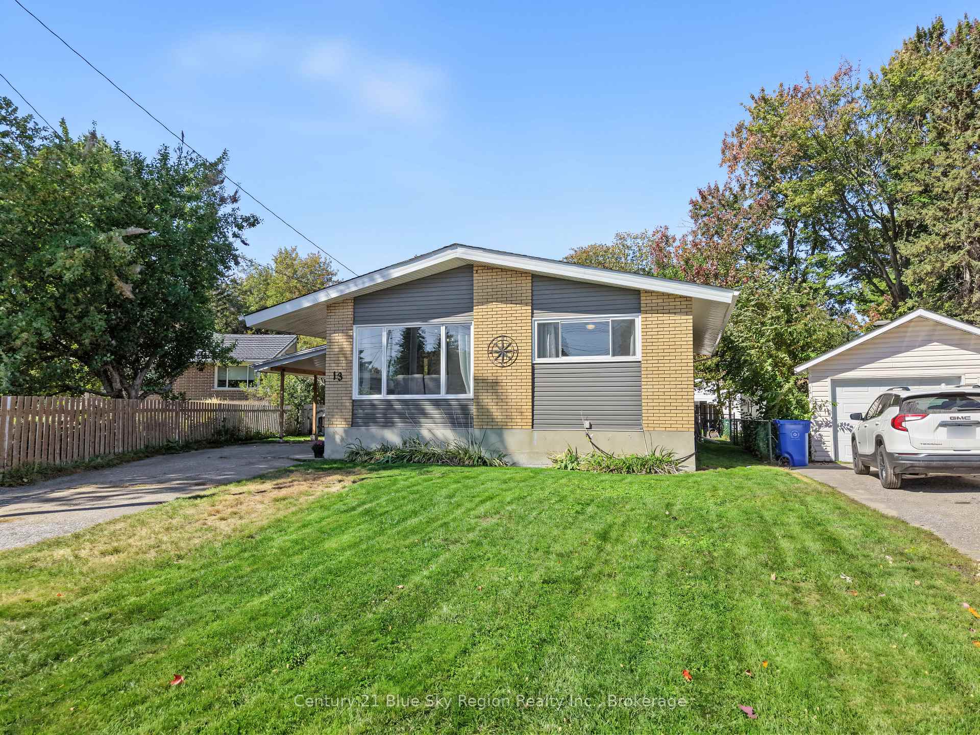 Photo 45 of 13 Milford Crescent, North Bay, Ferris — HOMEH