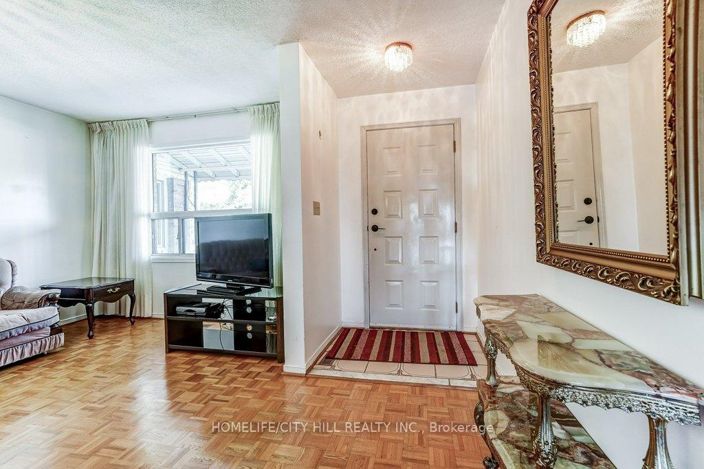 Photo 11 of 136A Caledonia Road, Toronto, Corso Italia-Davenport — HOMEH