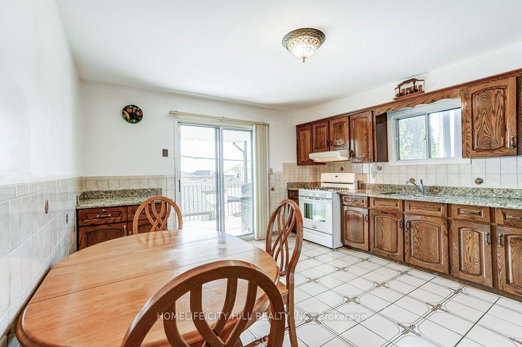 Photo 19 of 136A Caledonia Road, Toronto, Corso Italia-Davenport — HOMEH