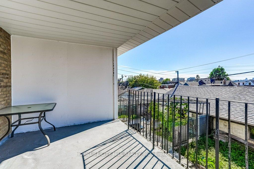 Photo 23 of 136A Caledonia Road, Toronto, Corso Italia-Davenport — HOMEH