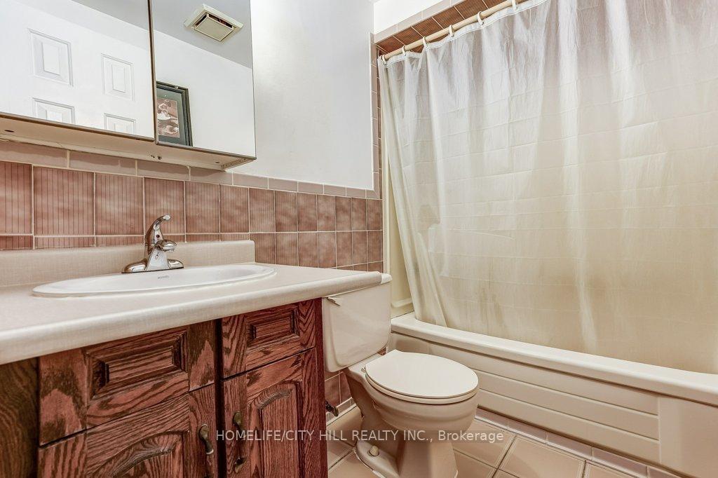 Photo 41 of 136A Caledonia Road, Toronto, Corso Italia-Davenport — HOMEH