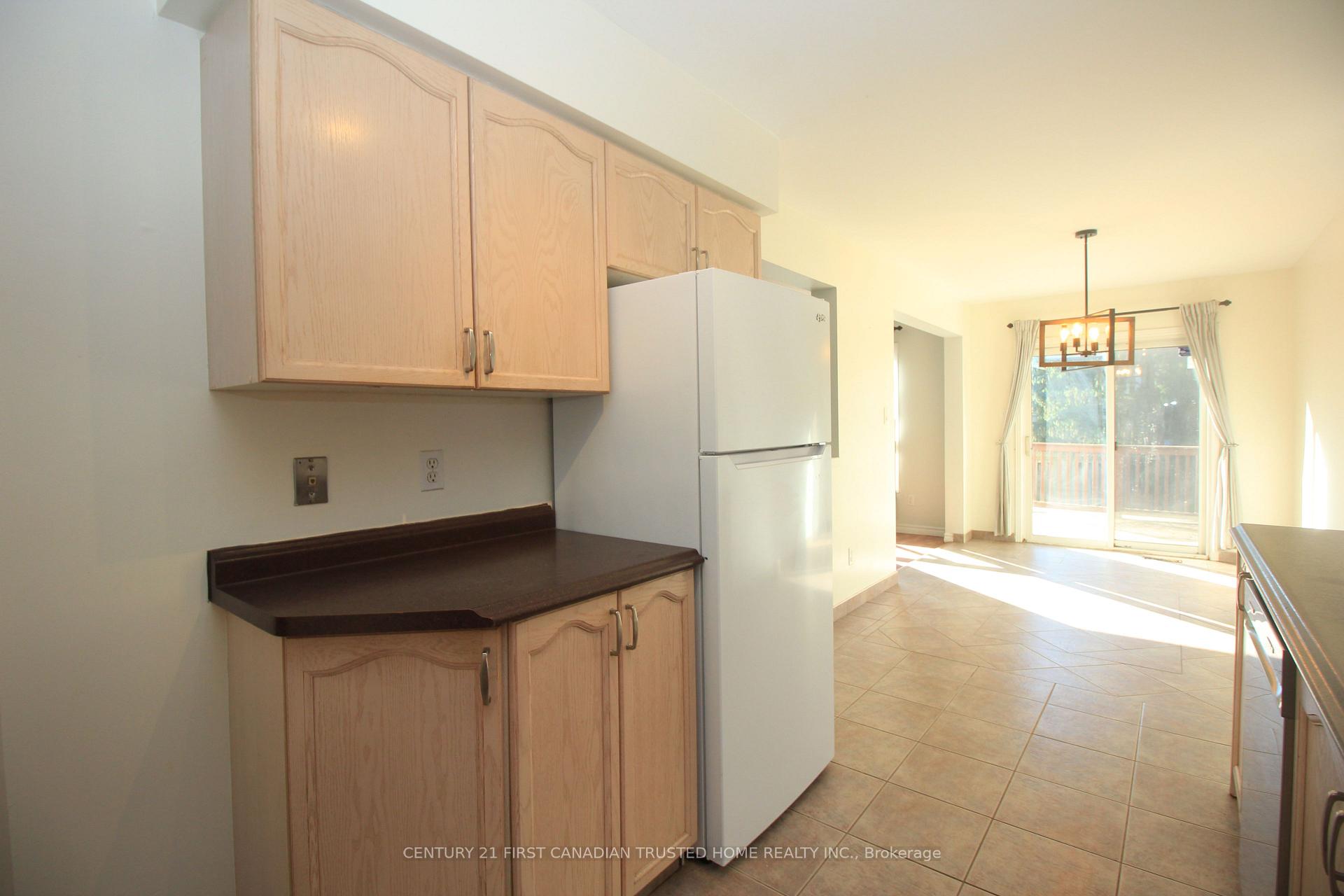 Photo 9 of 199 Emerald Road, London, South U — HOMEH