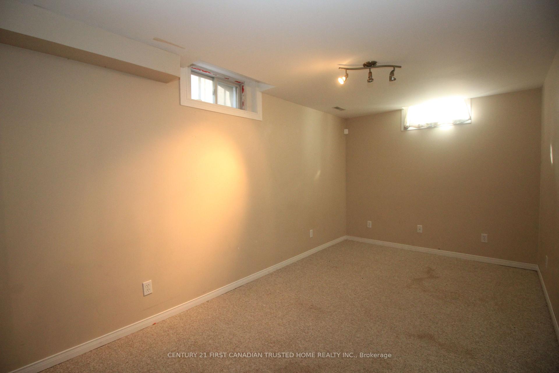 Photo 33 of 199 Emerald Road, London, South U — HOMEH